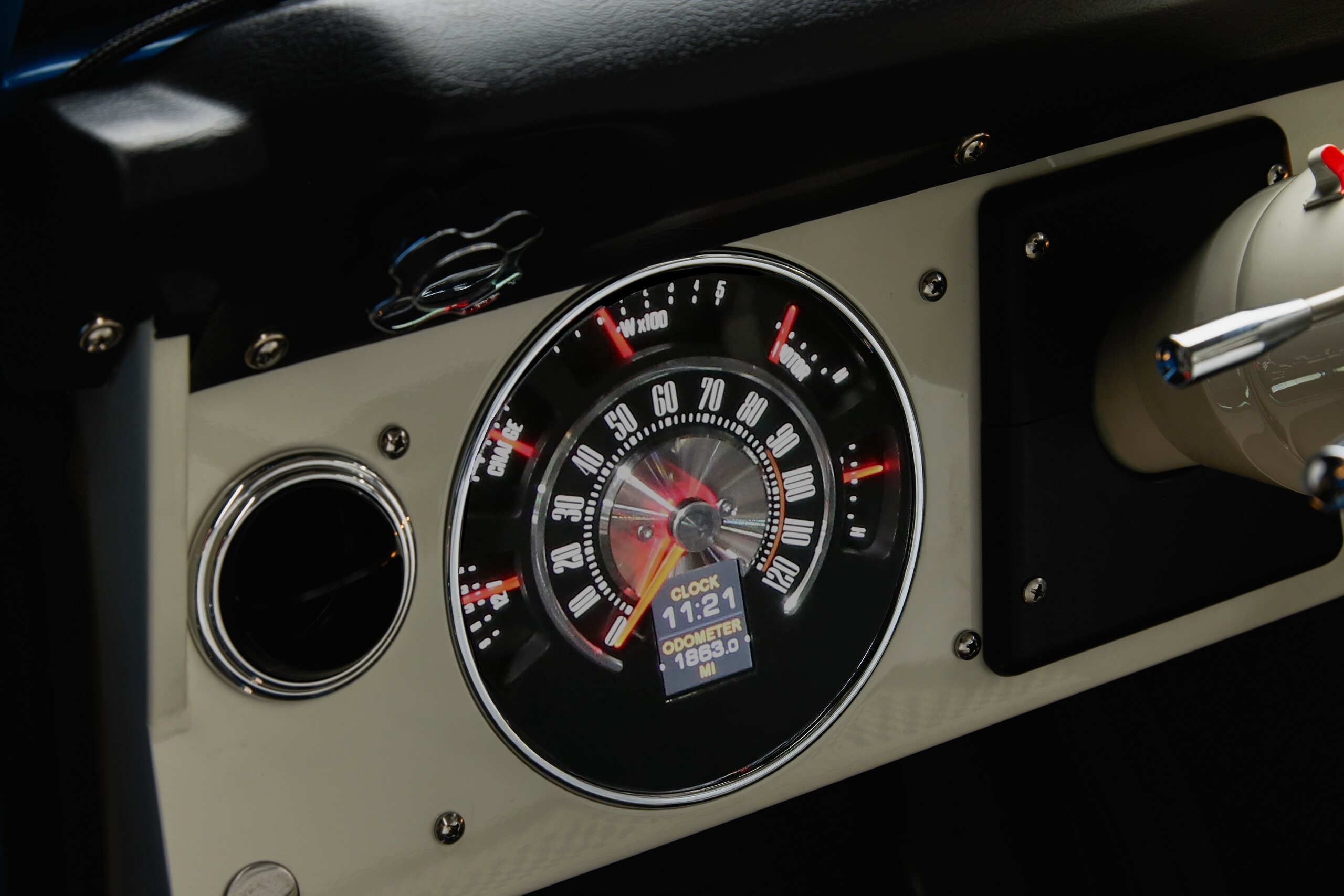 Icon Ford Bronco EV Restomod - 30