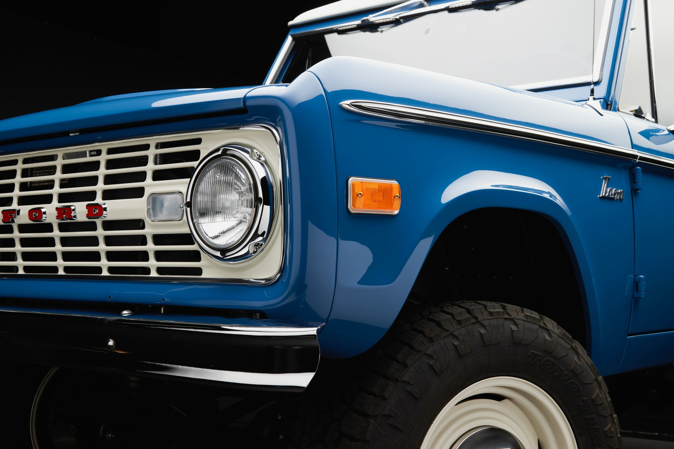 Icon Ford Bronco EV Restomod - 32