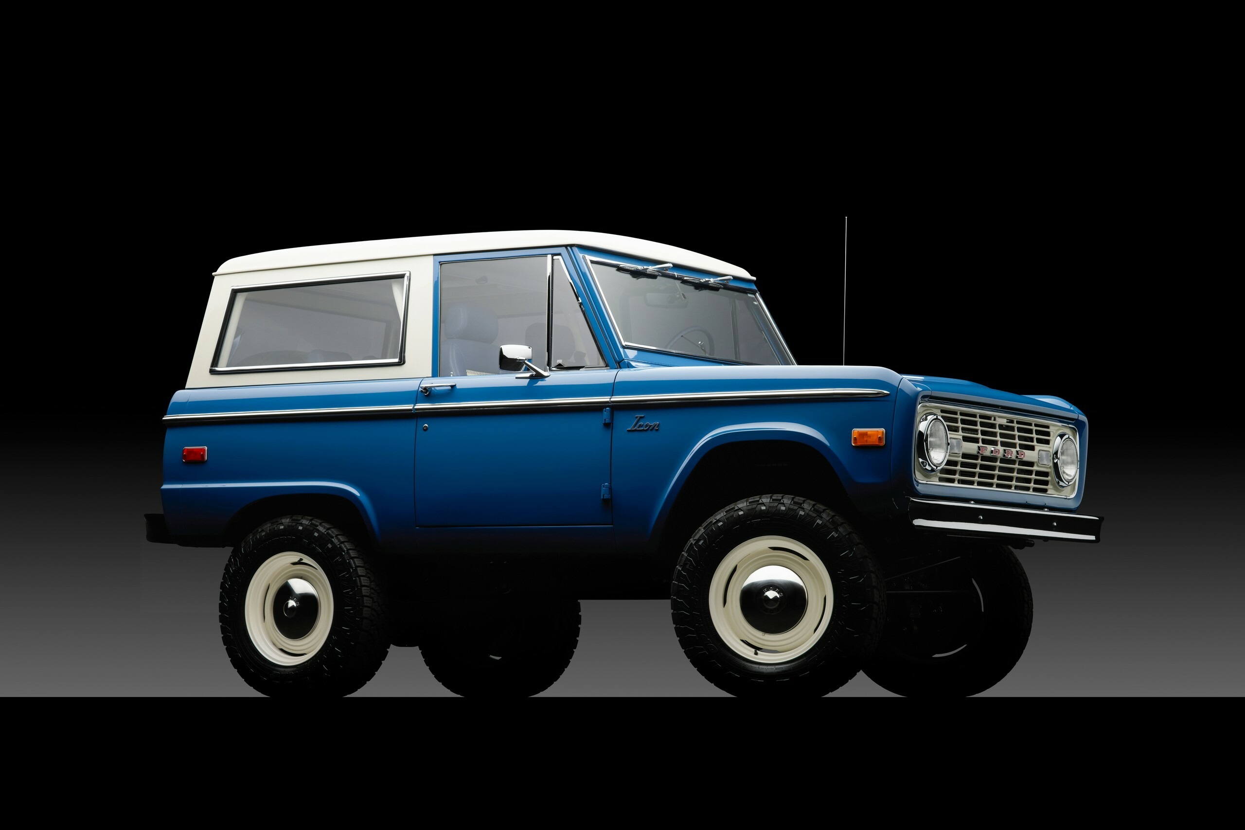Icon Ford Bronco EV Restomod - 34