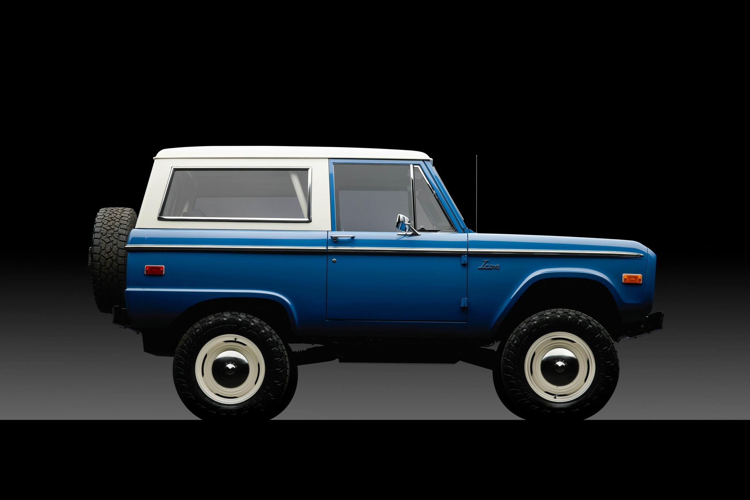 Icon Ford Bronco EV Restomod - 37