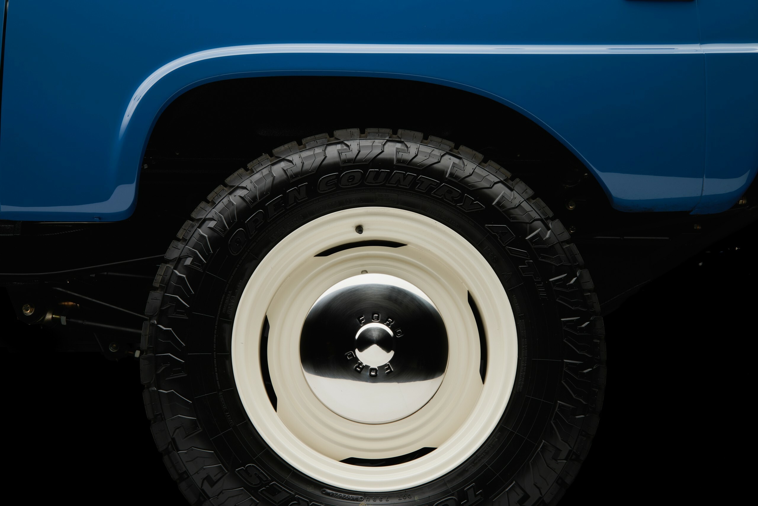 Icon Ford Bronco EV Restomod - 41
