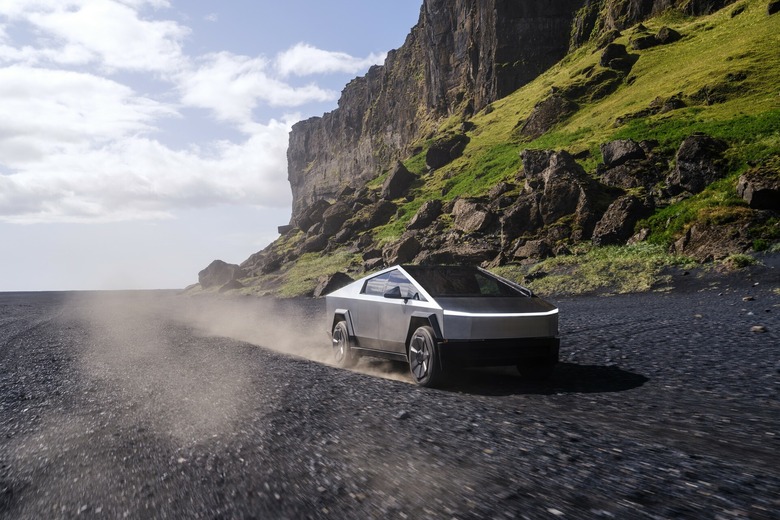 2024 Tesla Cybertruck 1113 10