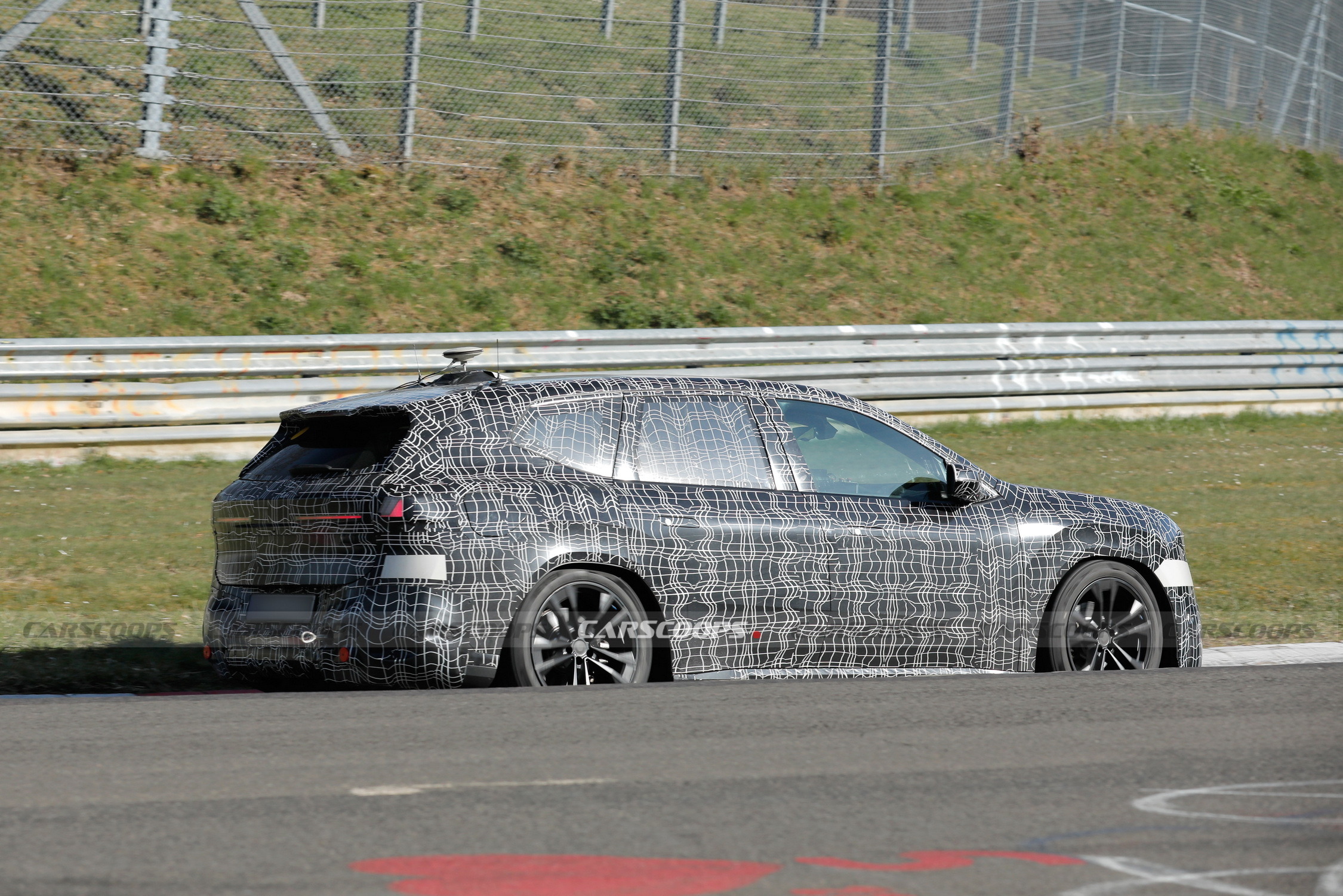 BMW iX3 CS 19