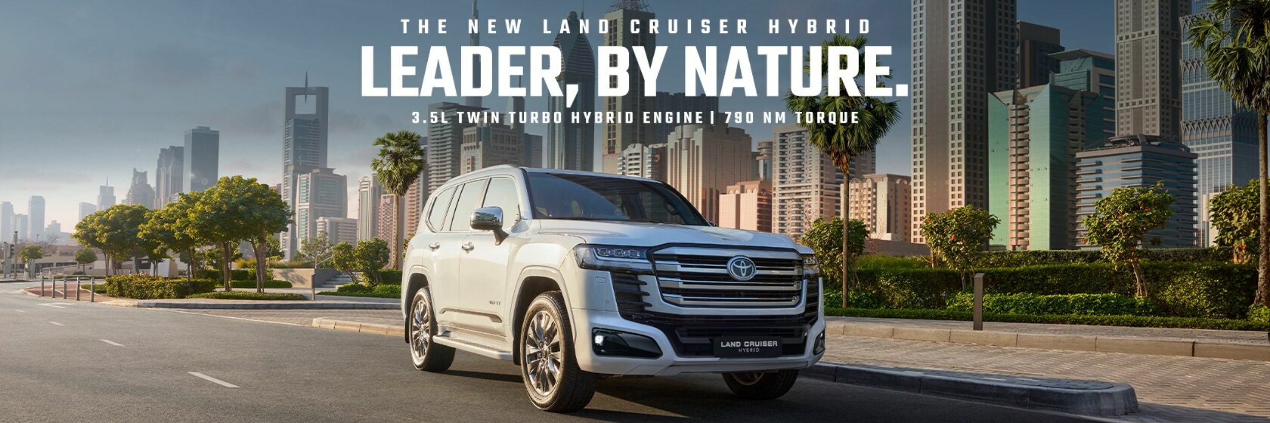 Toyota Land Cruiser 300 Hybrid (3)