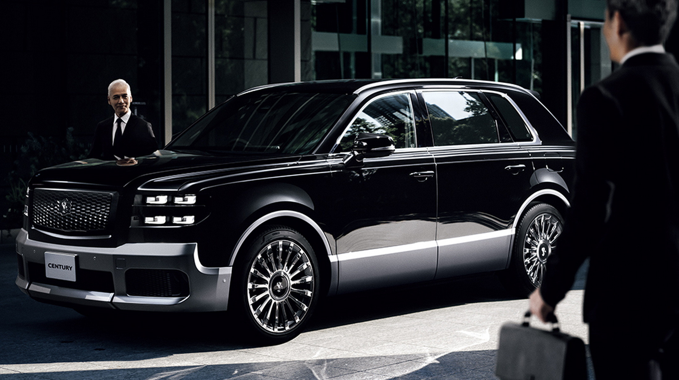 Toyota Century SUV Gallery (1)