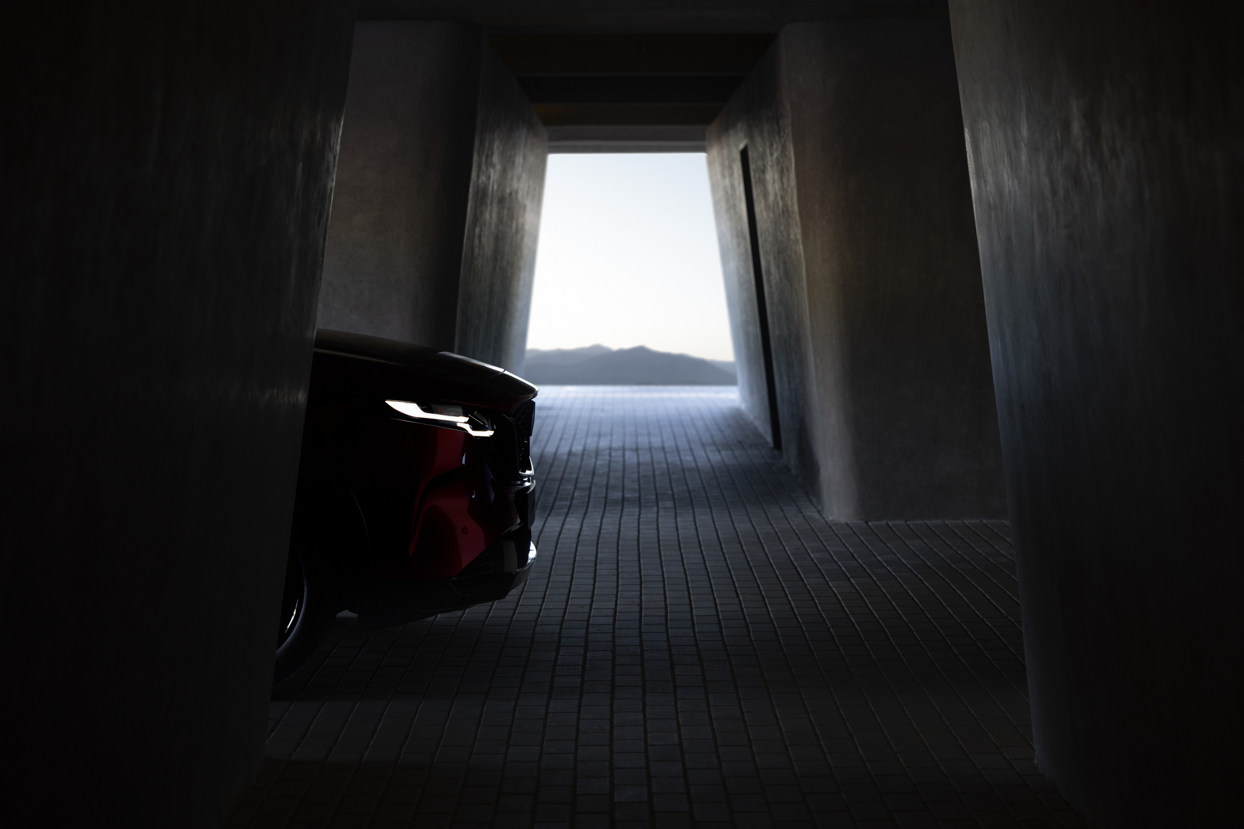 2025_cx-5_teaser_still_02_exteriorfront_ger_high_16x9