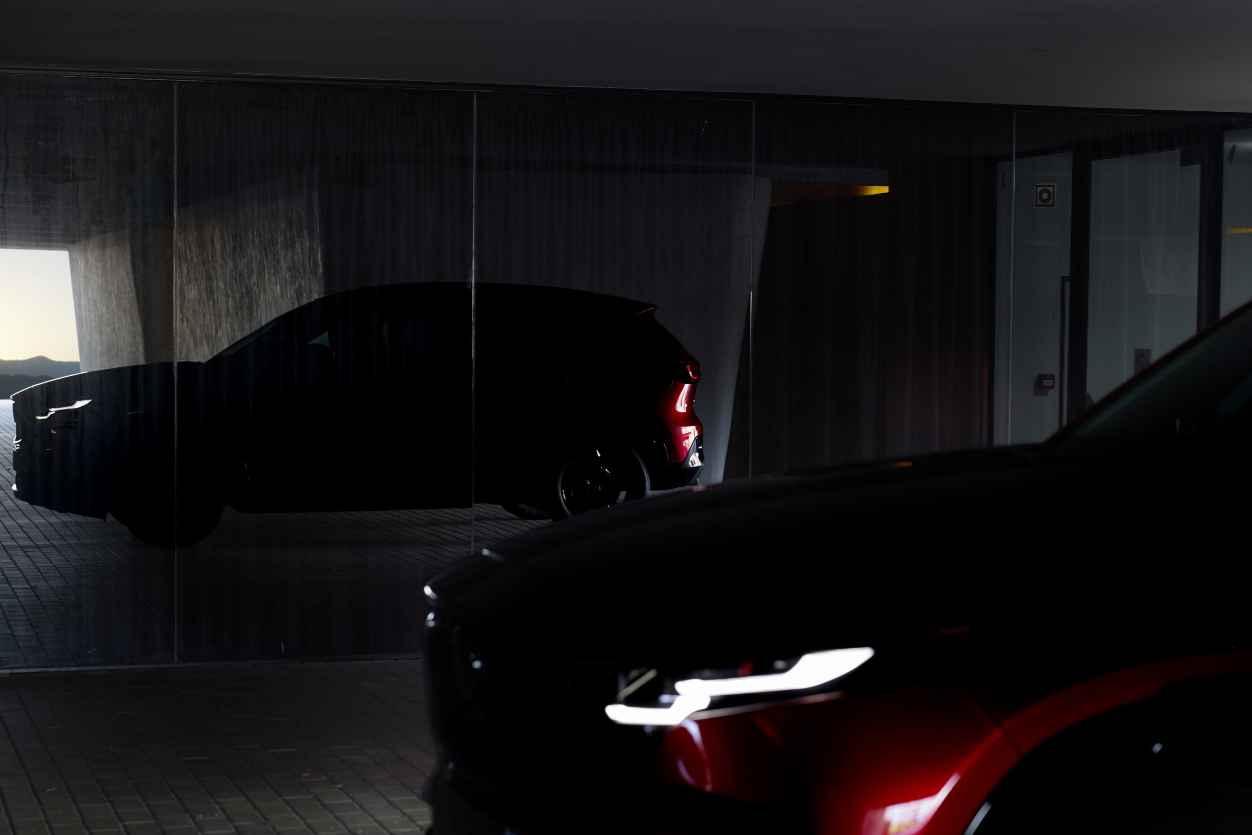2025_cx-5_teaser_still_03_exteriorfrontrear_ger_high_16x9