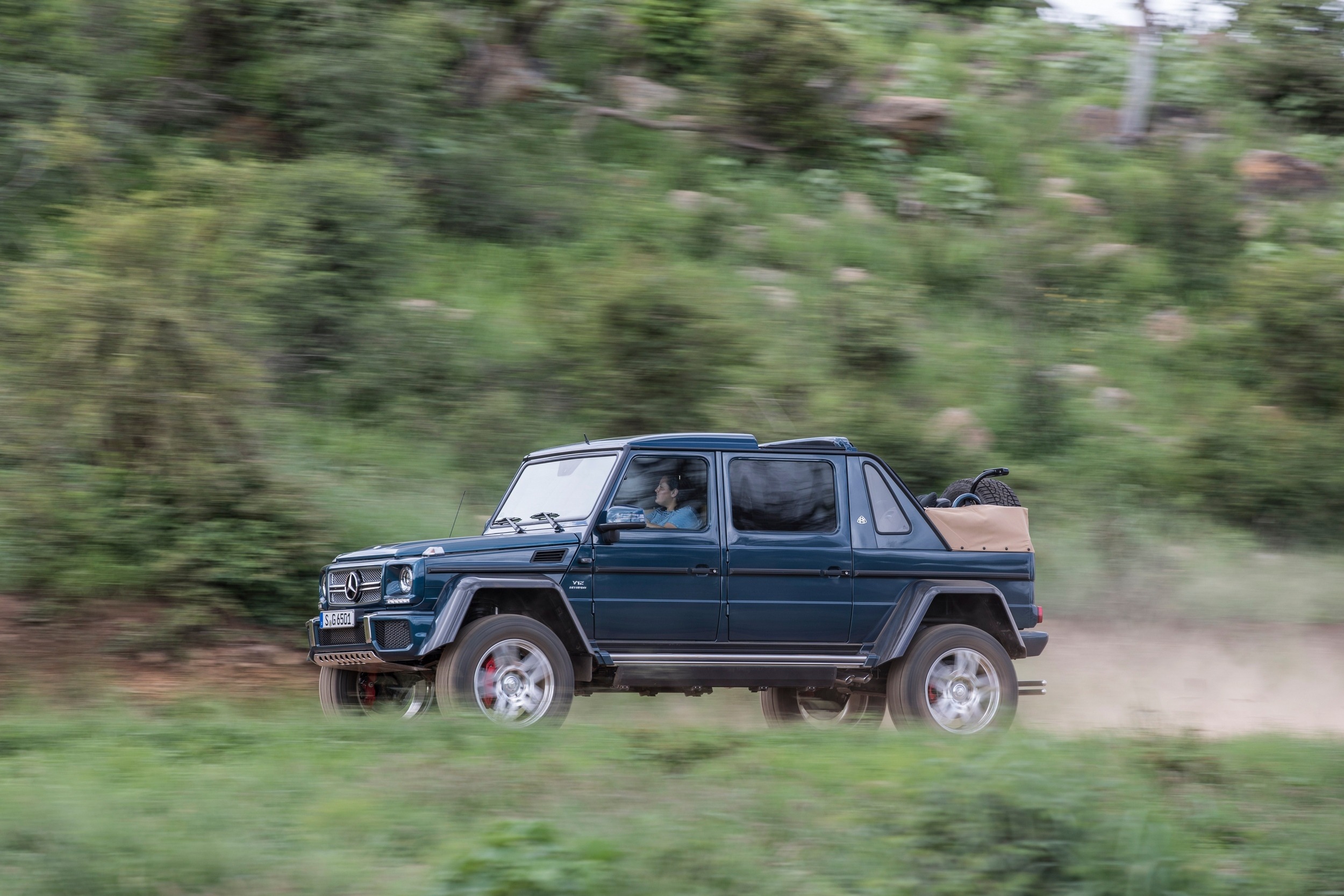 Mercedes G-Class Cabrio 904 7
