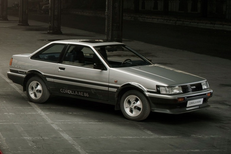 Toyota-Corolla-AE-86-1%255B3%255D.jpg
