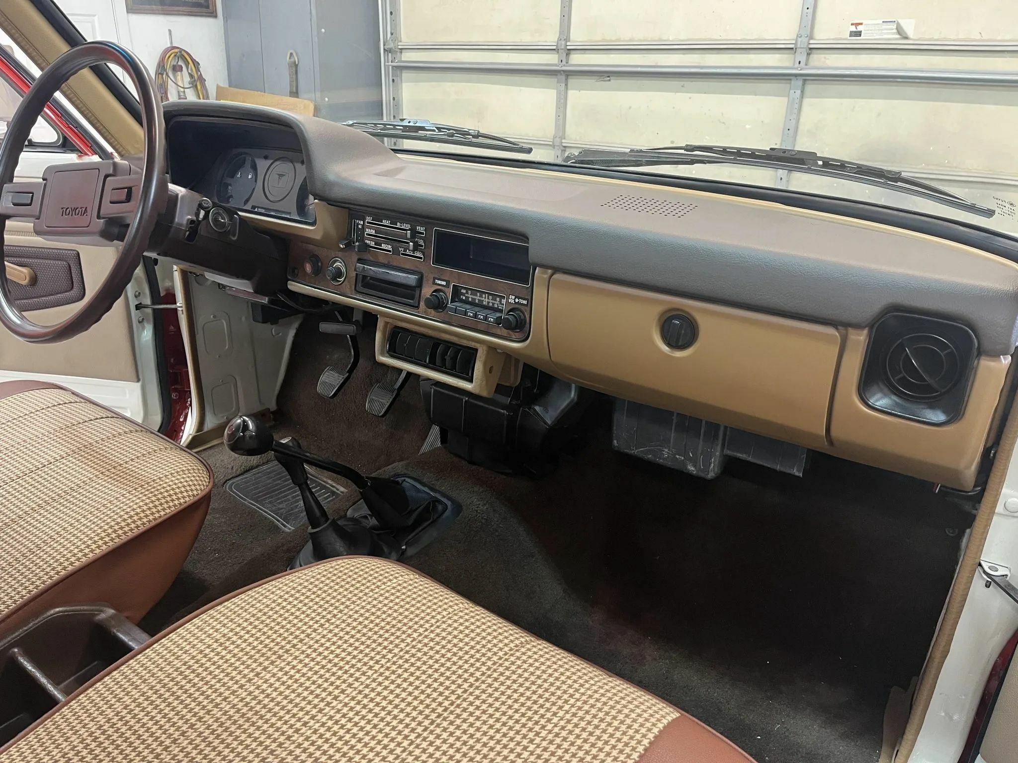 1981 Toyota Pickup 4x4 - 22_result22