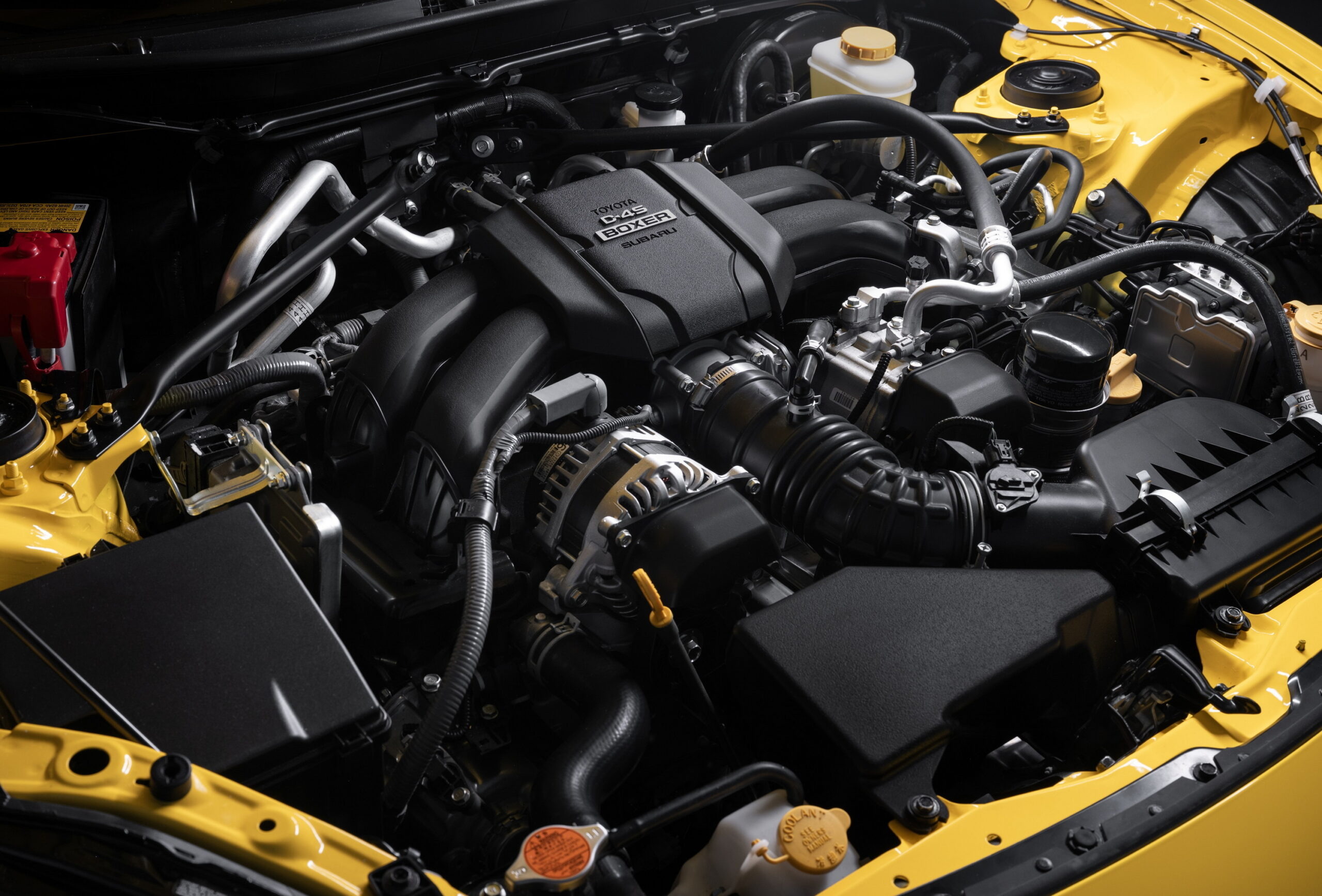 2026-Toyota-GR86_Yuzu_020