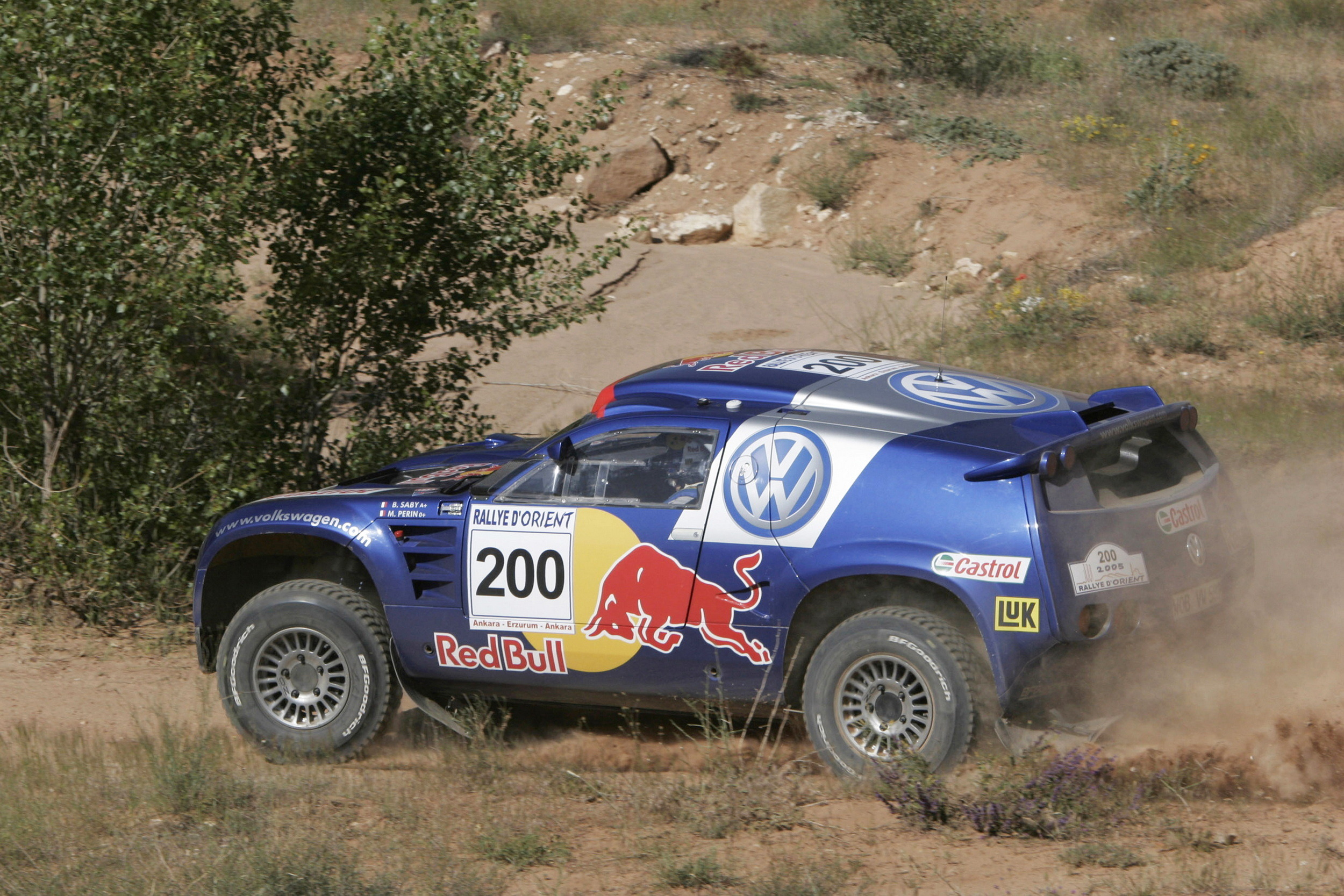 VW Touareg History (2)