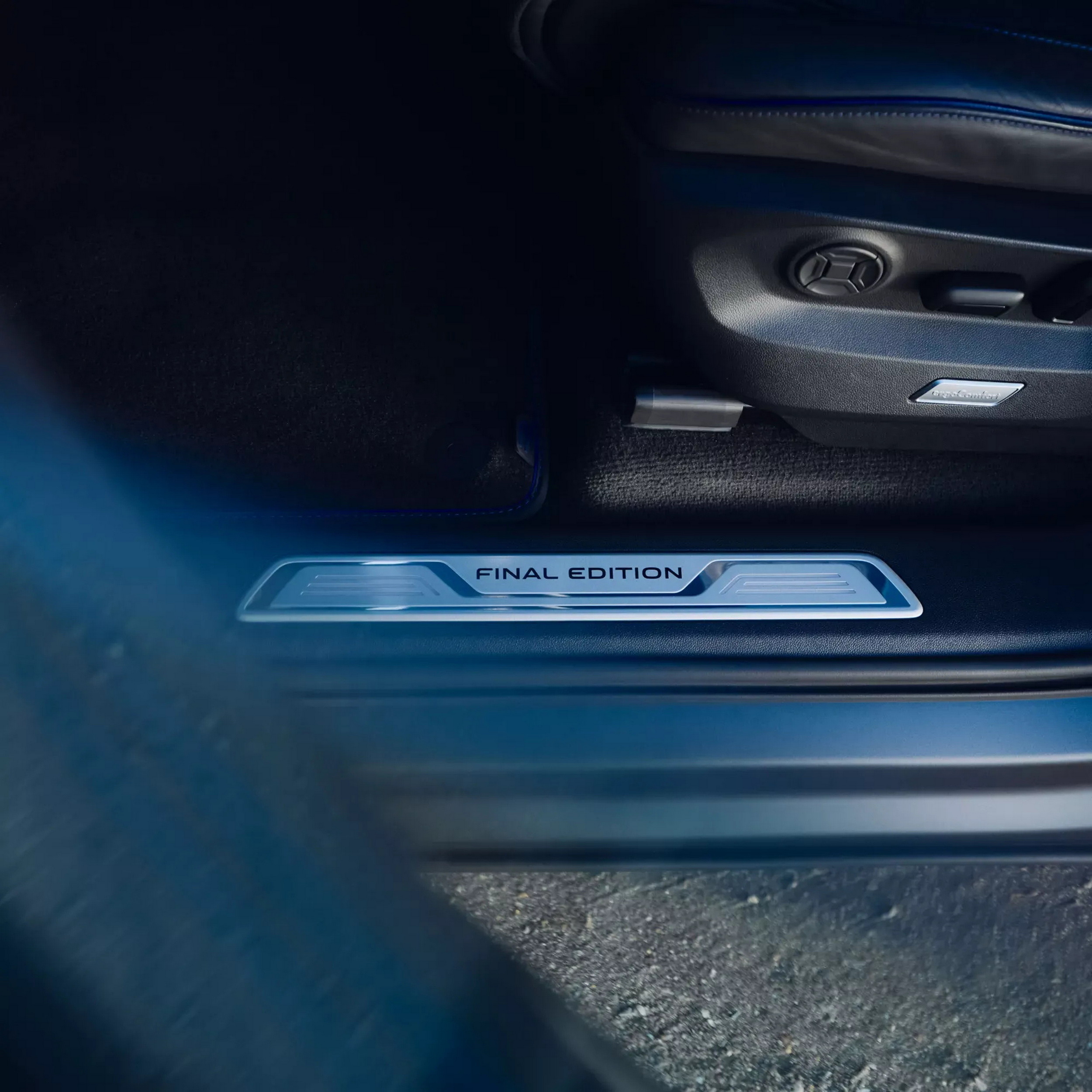 VW Touareg R Hybrid Final Edition (8)