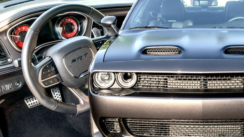 2023_dodge_challenger-srt-hellcat-jailbreak_2023_dodge_challenger-srt-hellcat-jailbreak_97c06bc8-019b-43bf-9e09-1590d4bc262c-RvPxU4-63185-63186-scaled copy