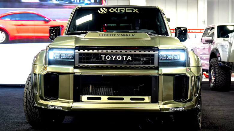 Alpharex-X-Liberty-Walk-Land-Cruiser-SEMA-3-2048x1366 copy