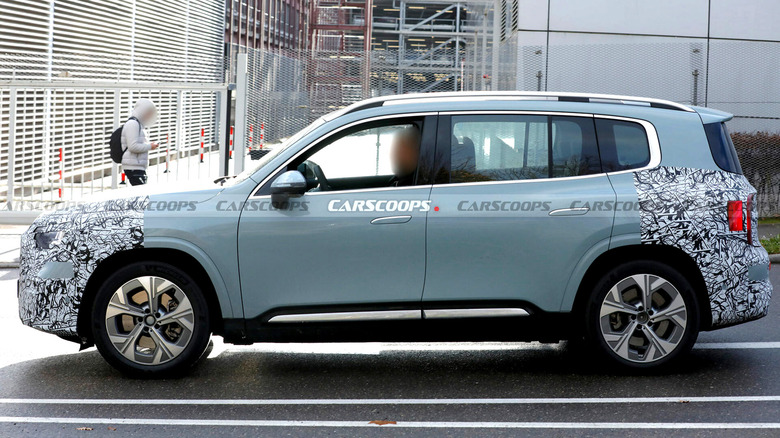 2026-Mercedes-GLB copy