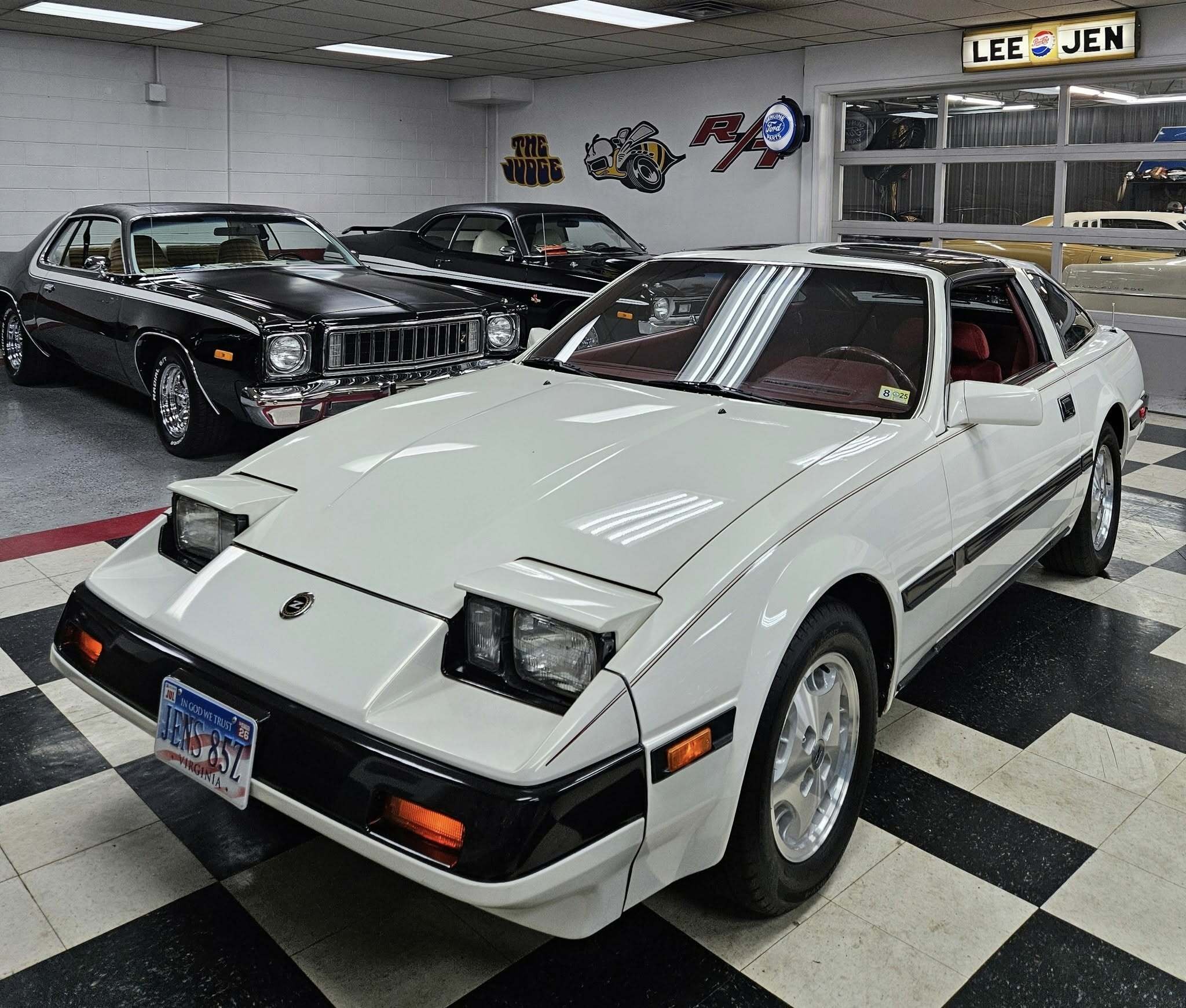 This 1985 Nissan 300ZX Still Plays Its Greatest Hits On Cassette
