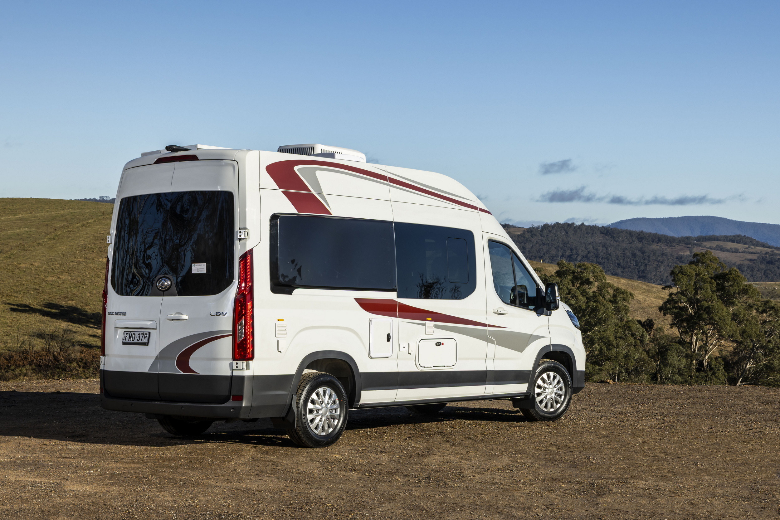 LDV Deliver 9 Campervan -003