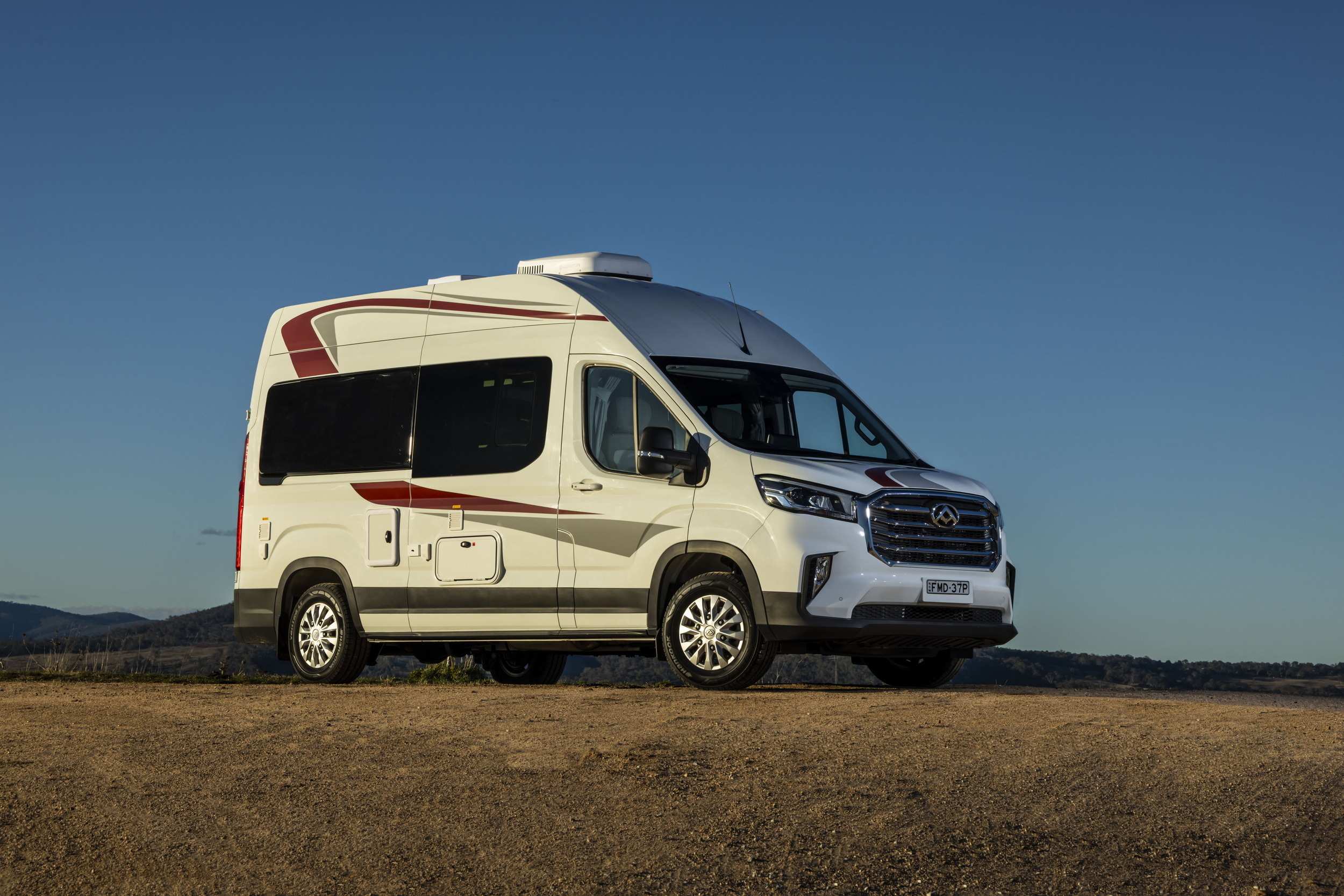 LDV Deliver 9 Campervan -004