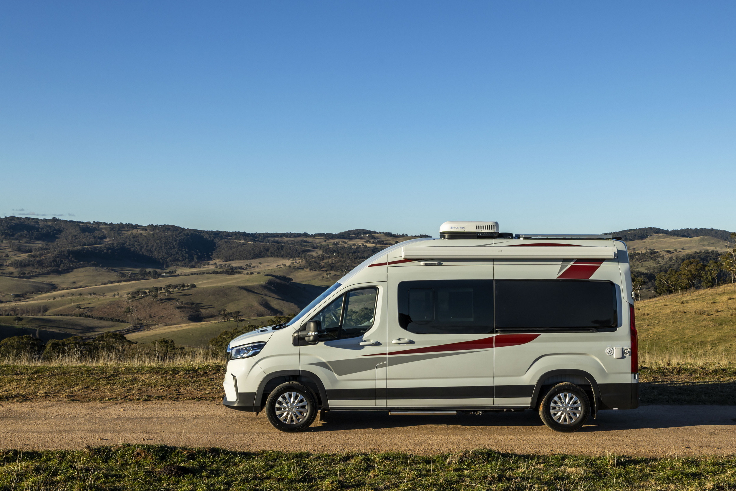 LDV Deliver 9 Campervan -006
