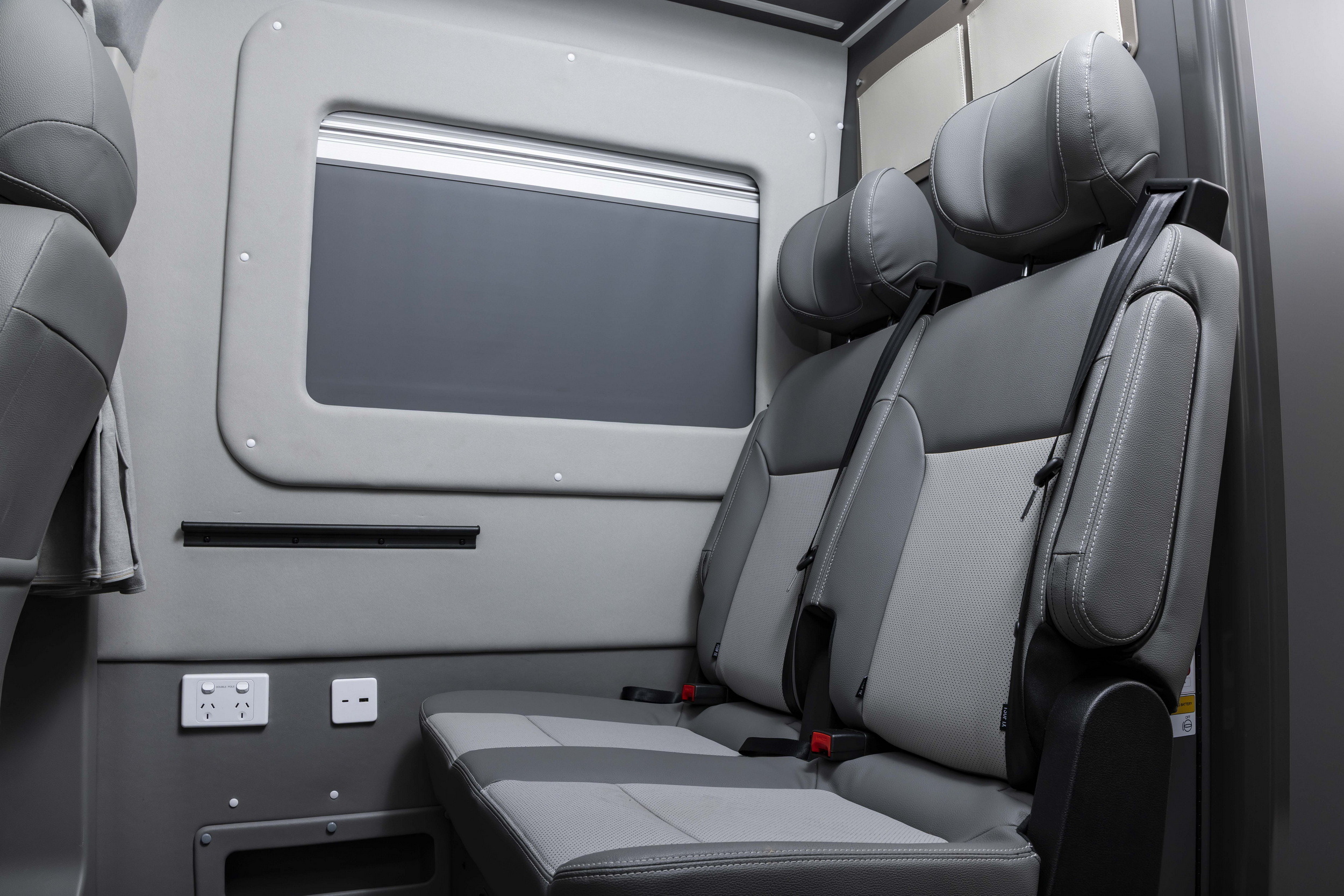 LDV Deliver 9 Campervan -030
