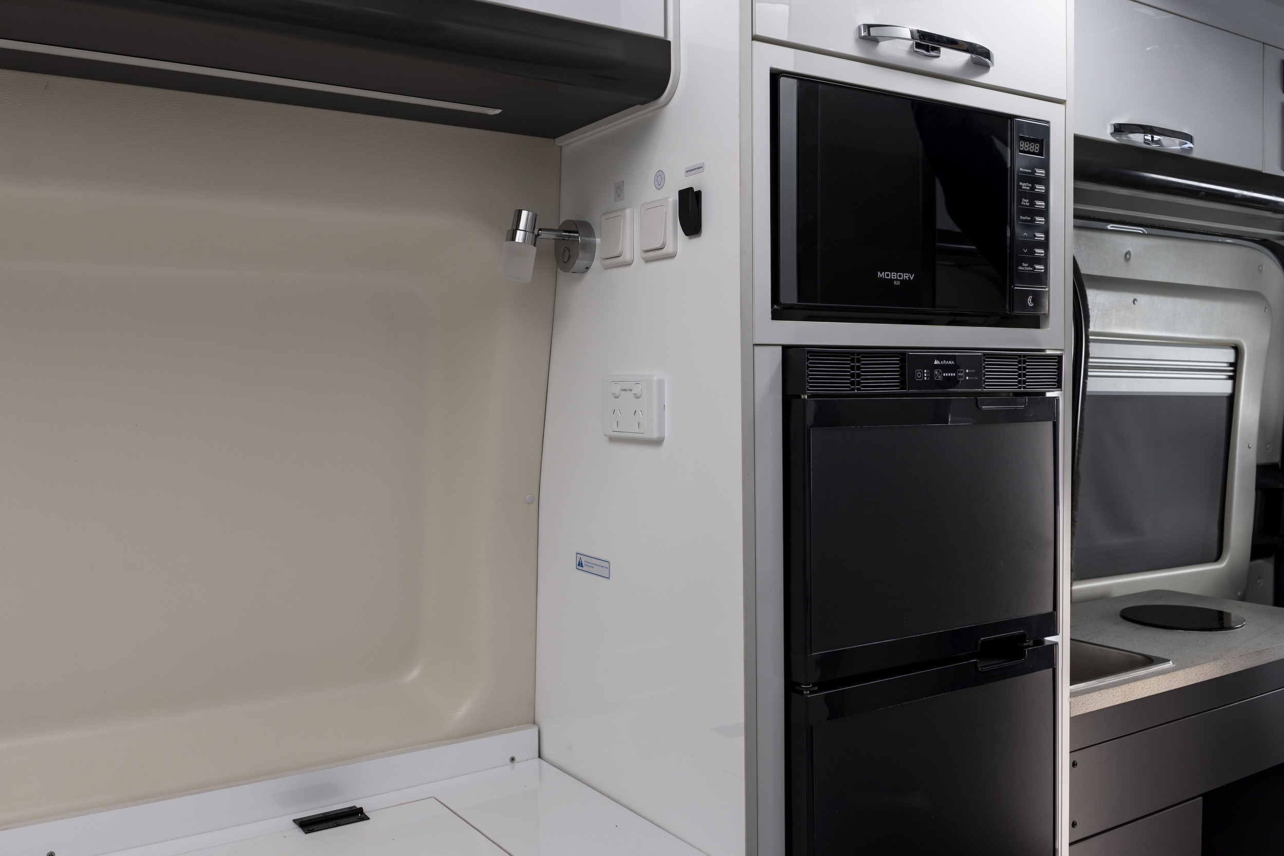LDV Deliver 9 Campervan -036