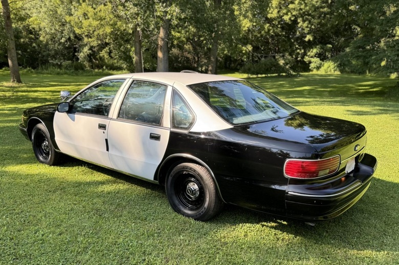 1995_chevrolet_caprice_img_6471-69999 (9)