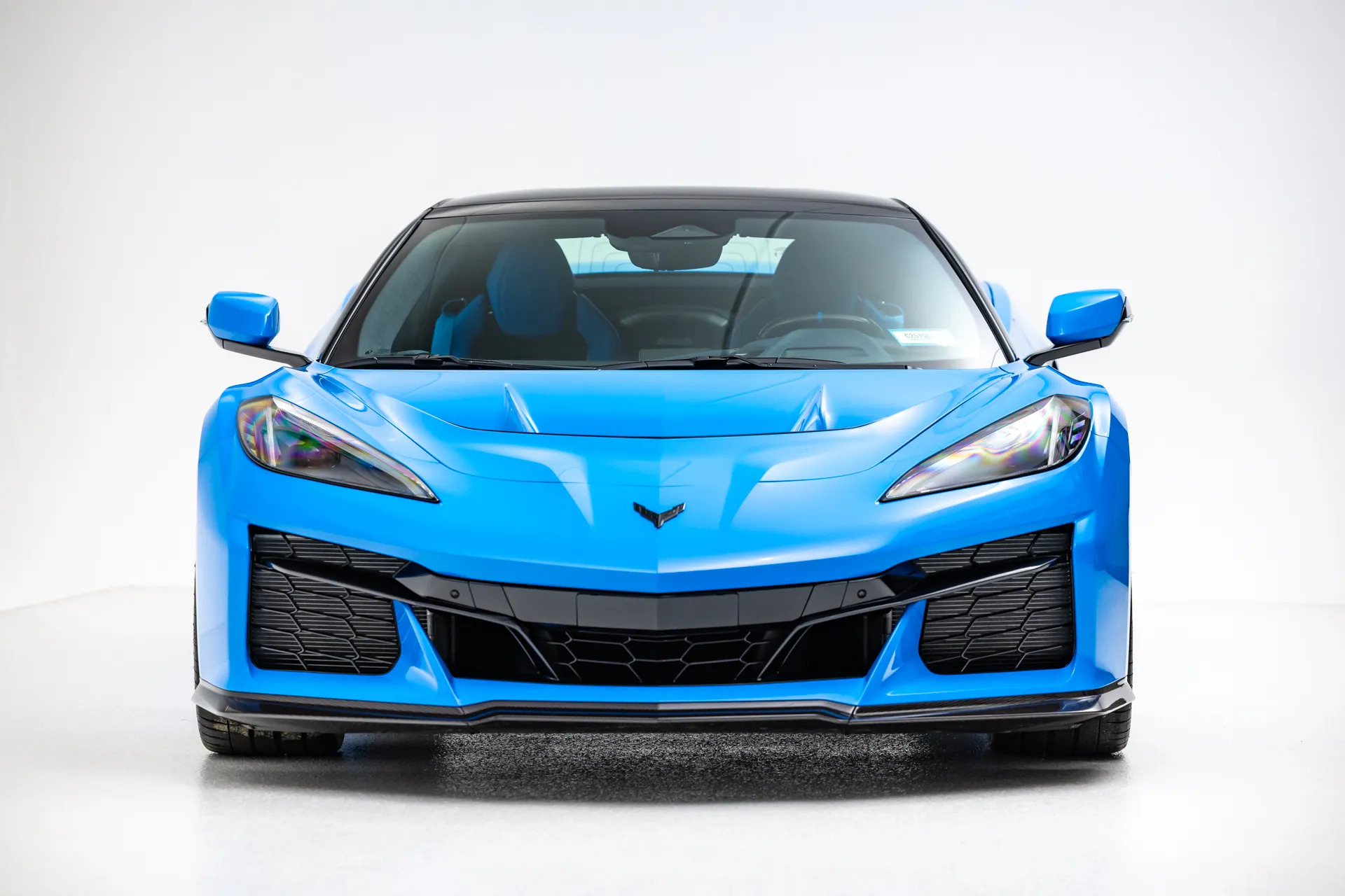 2025 Chevrolet Corvette ZR1 Convrtible Rapid Blue - 2