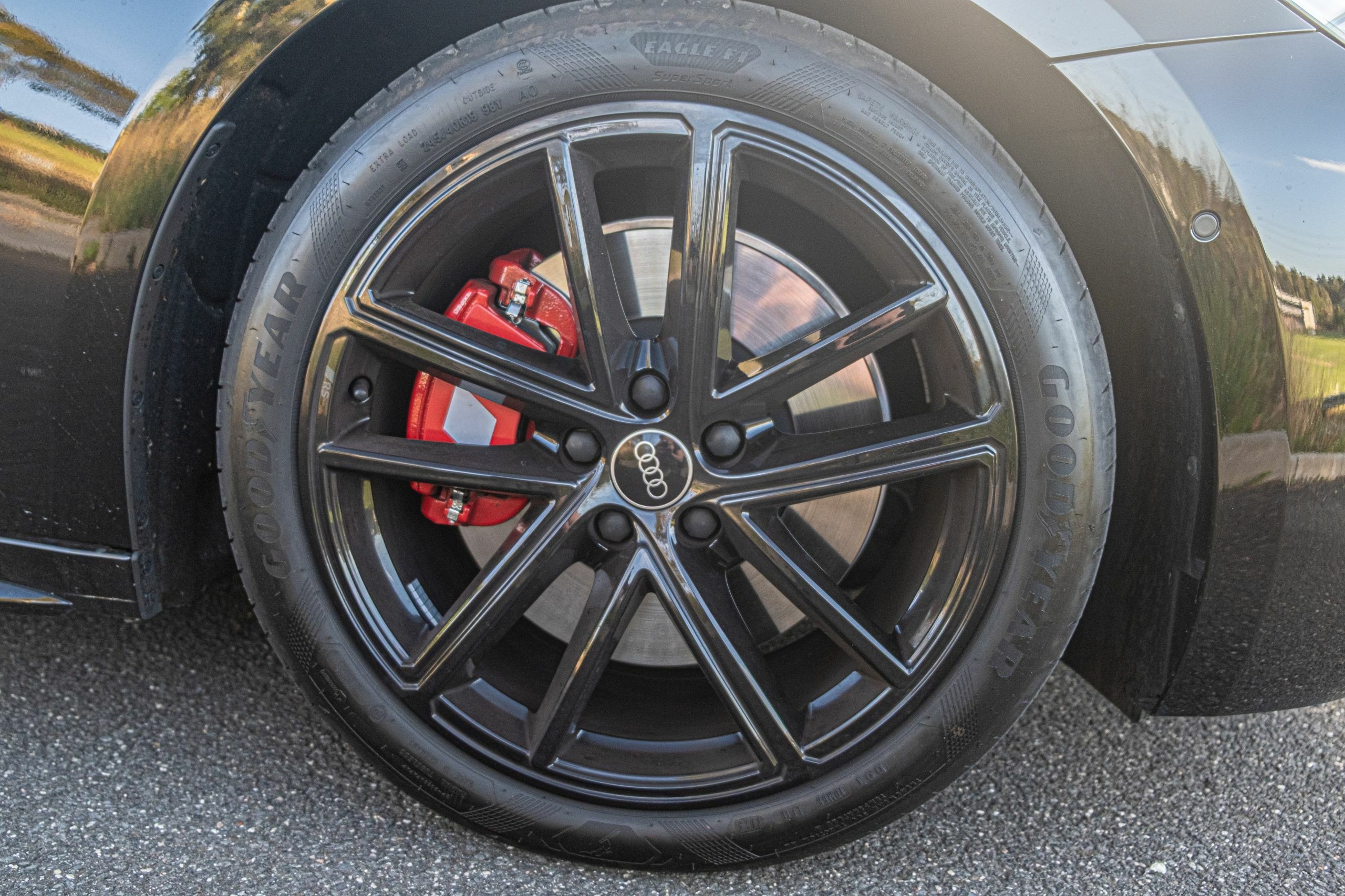 Audi S5 Sedan Review 2 - 11