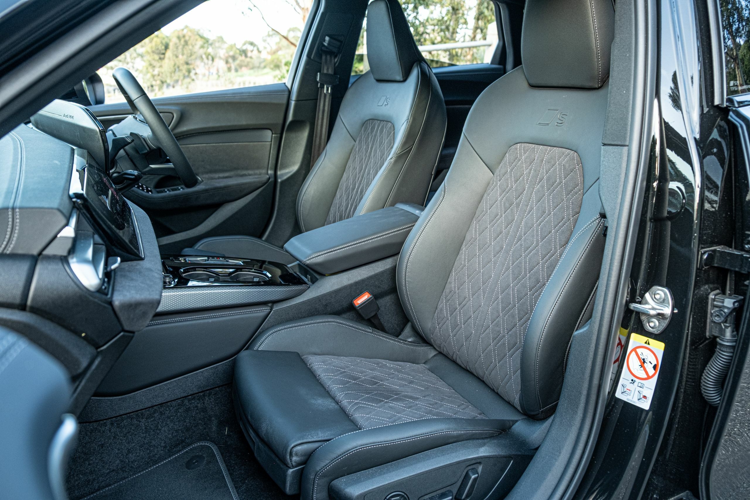 Audi S5 Sedan Review 2 - 45