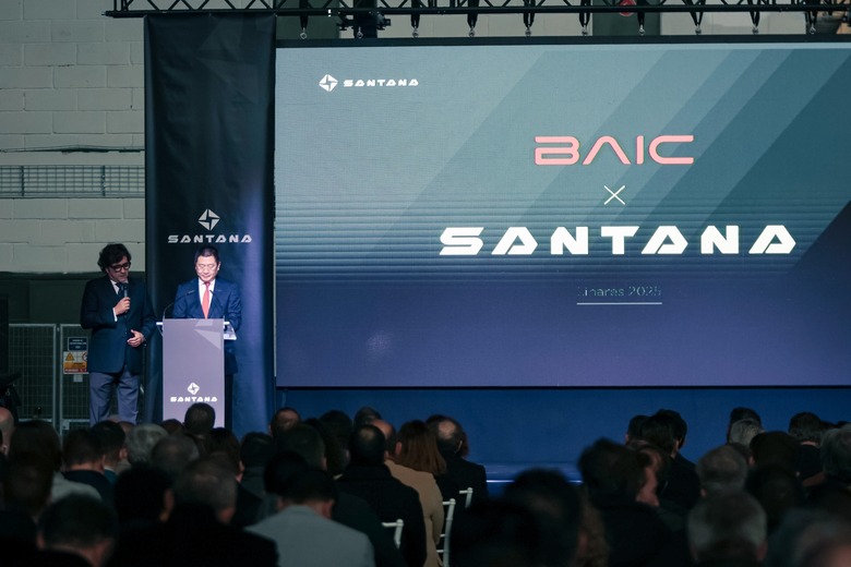 Santana Motors 1212 29