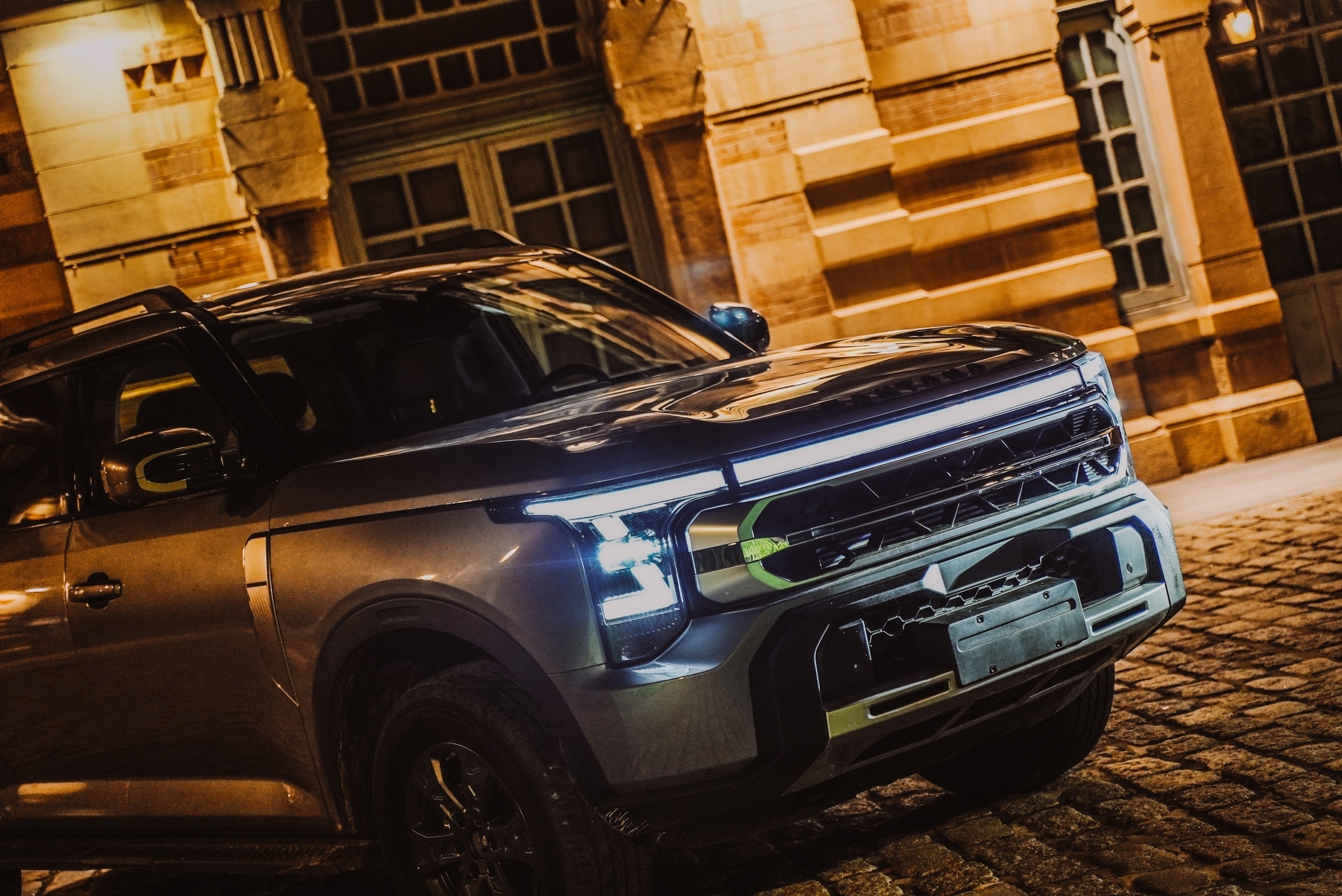 Santana Motors 1212 21