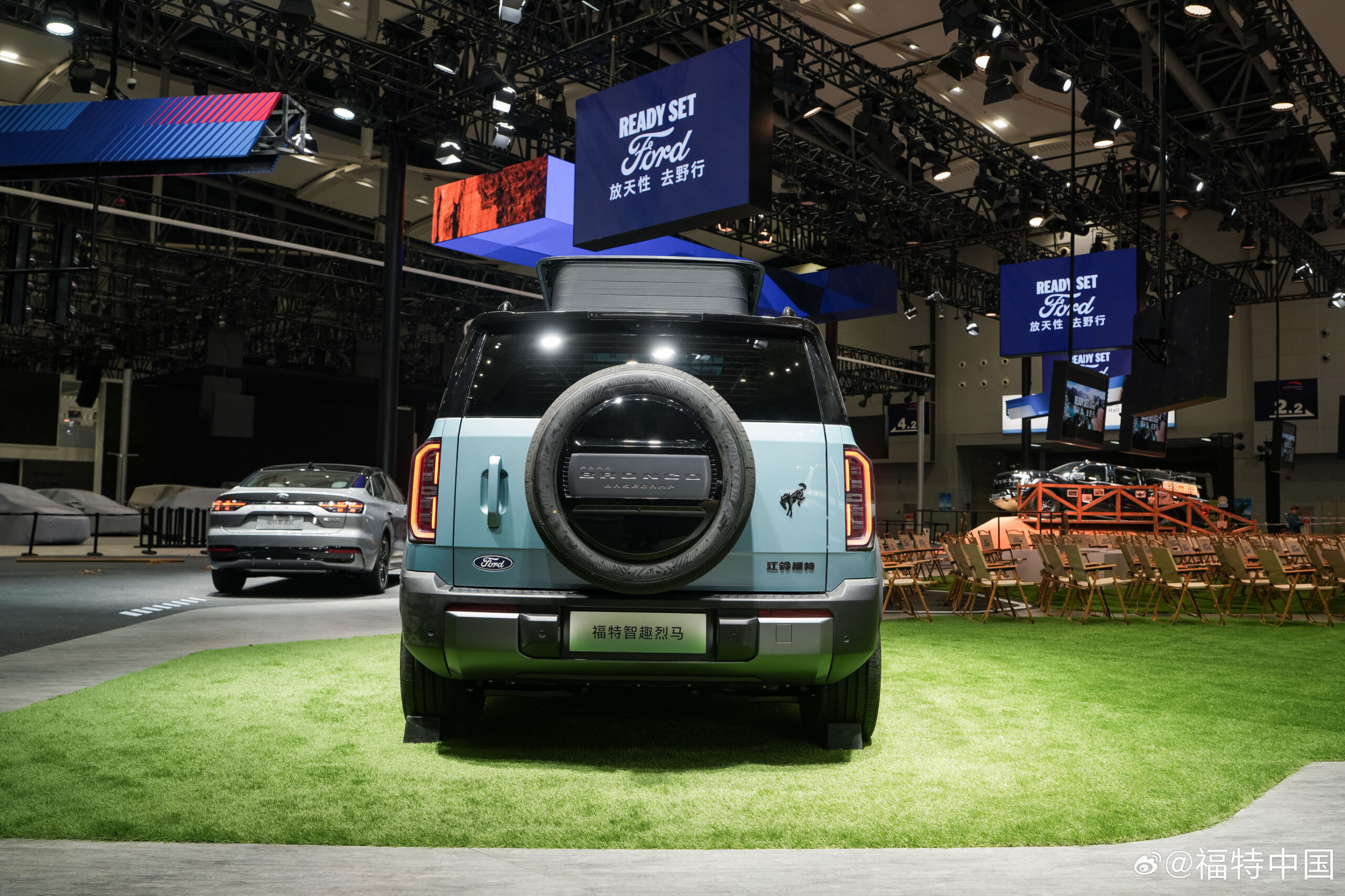 Ford Bronco Basecamp China 0006 - Copy