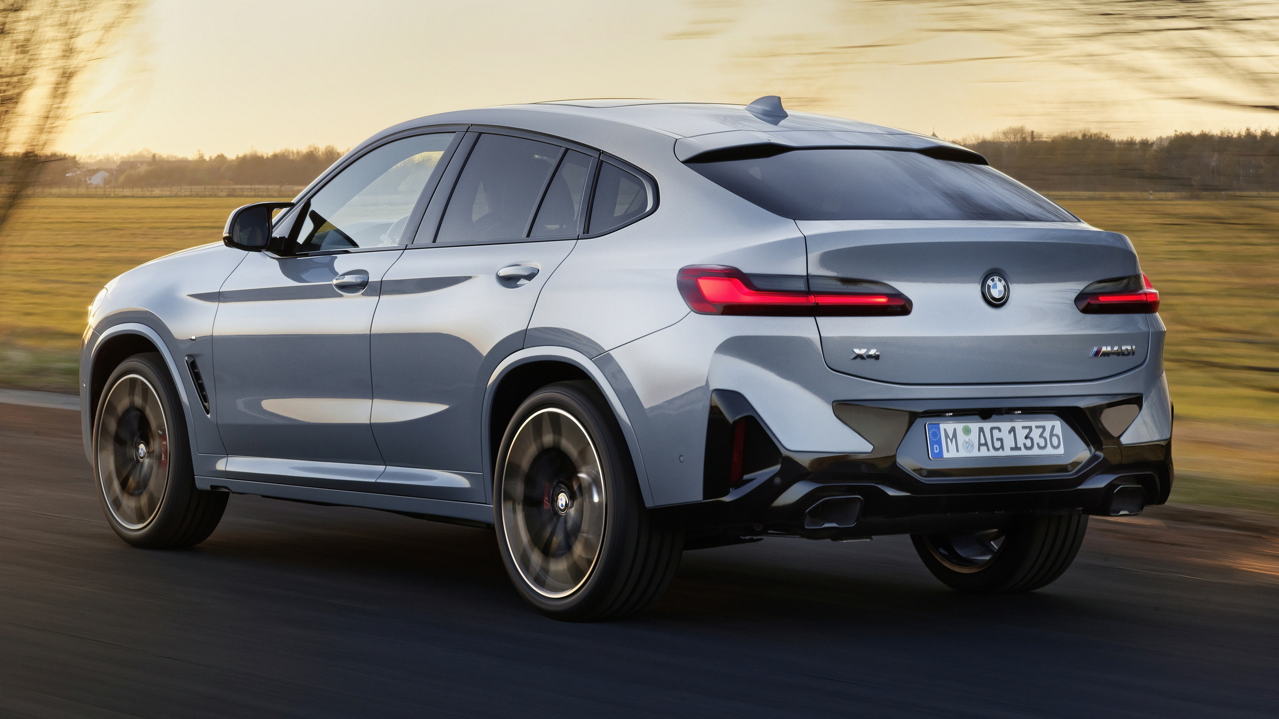 BMW X4 M40i