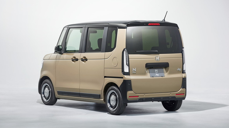 Honda N-Box Joy (2)