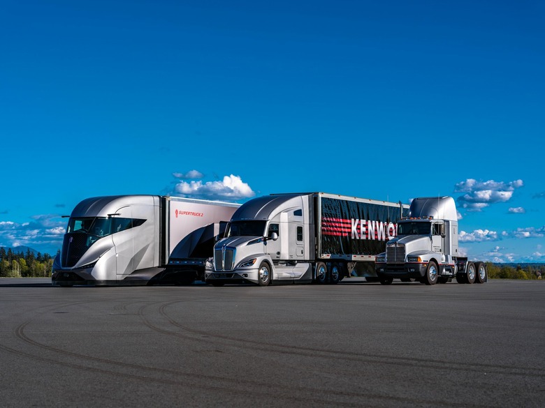 Kenworth SuperTruck 2 521 4