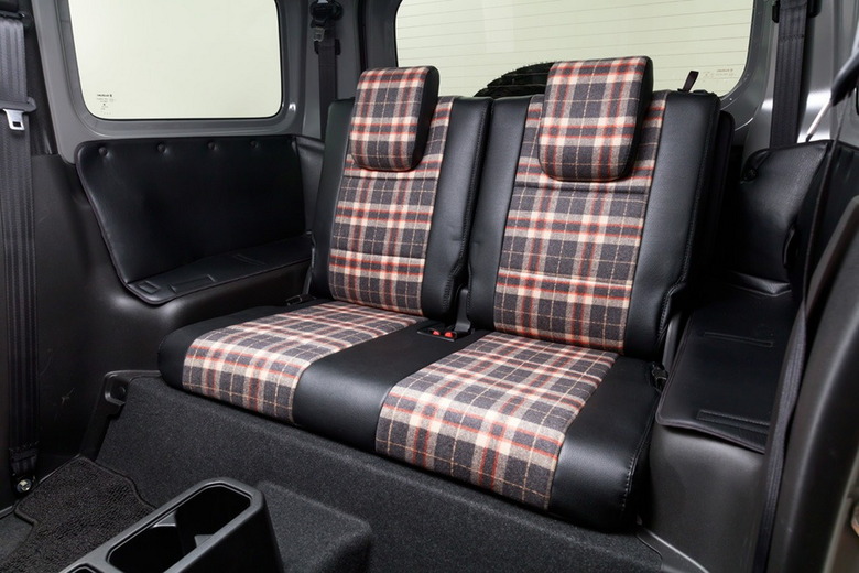 Damd Little D - Suzuki Jimny (14)