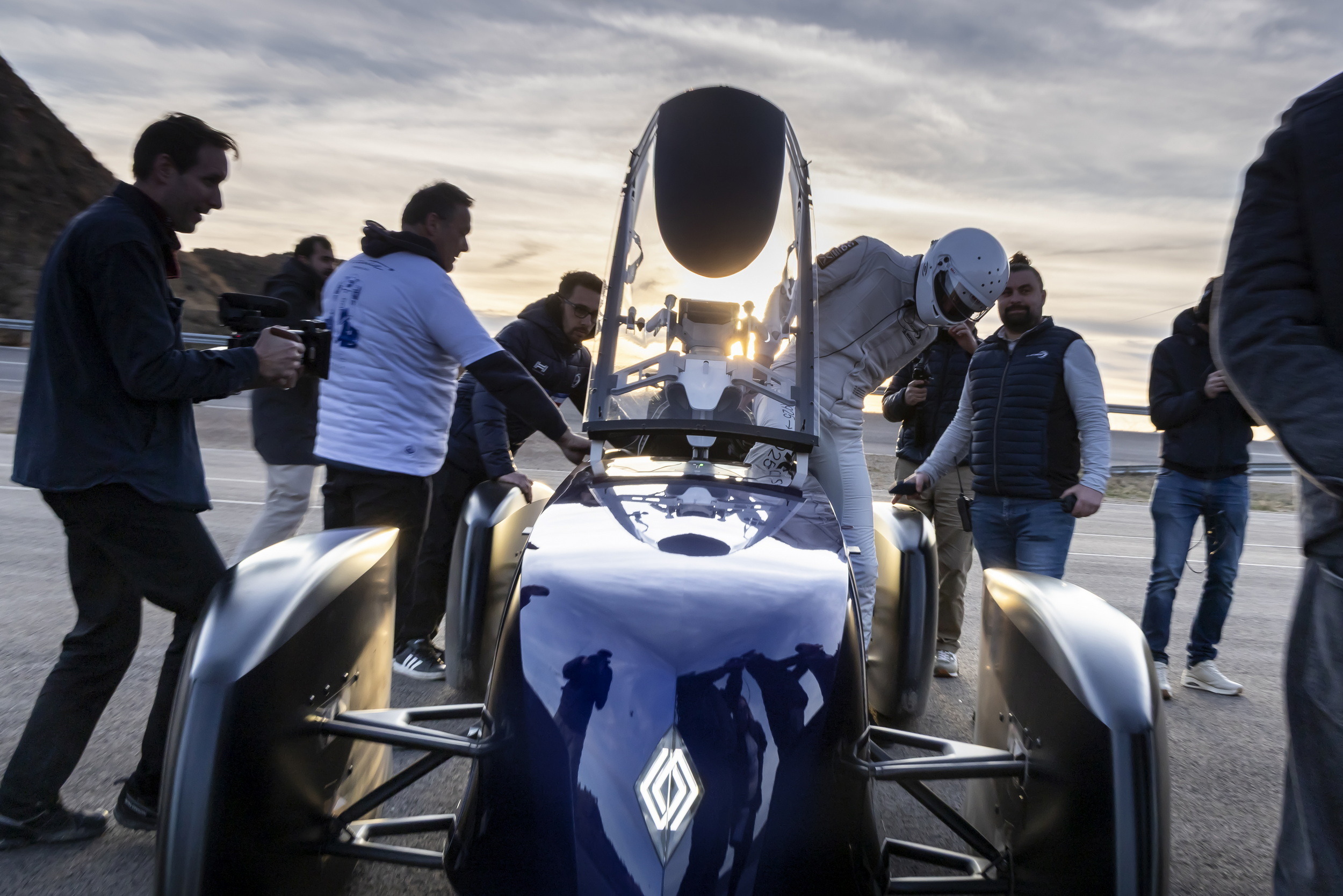 Renault Filante Record 2025 - team (4)