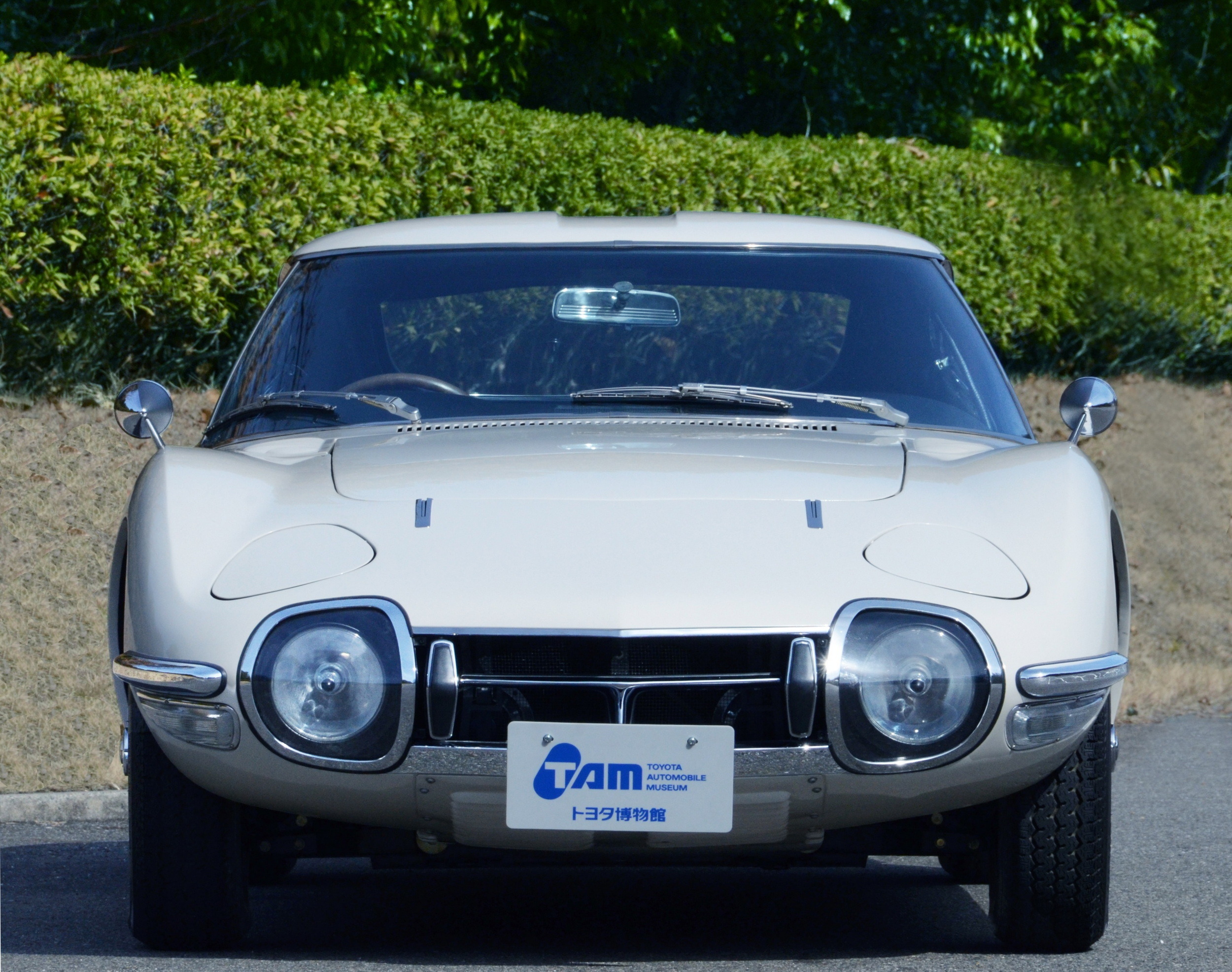 1967 Toyota 2000GT (1)