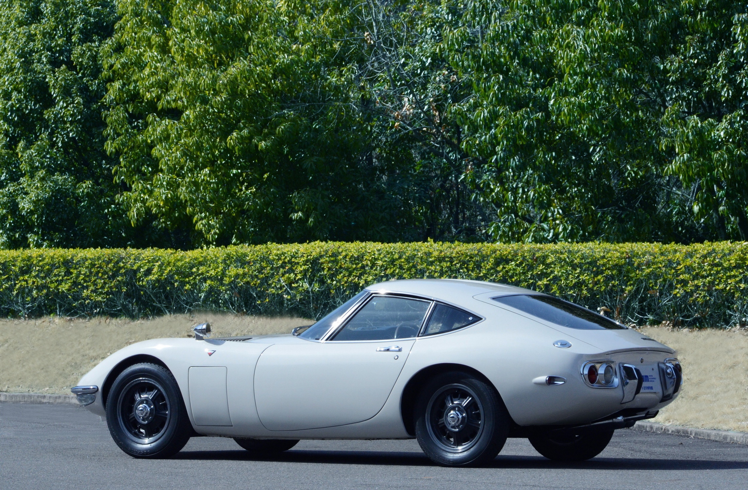 1967 Toyota 2000GT (4)