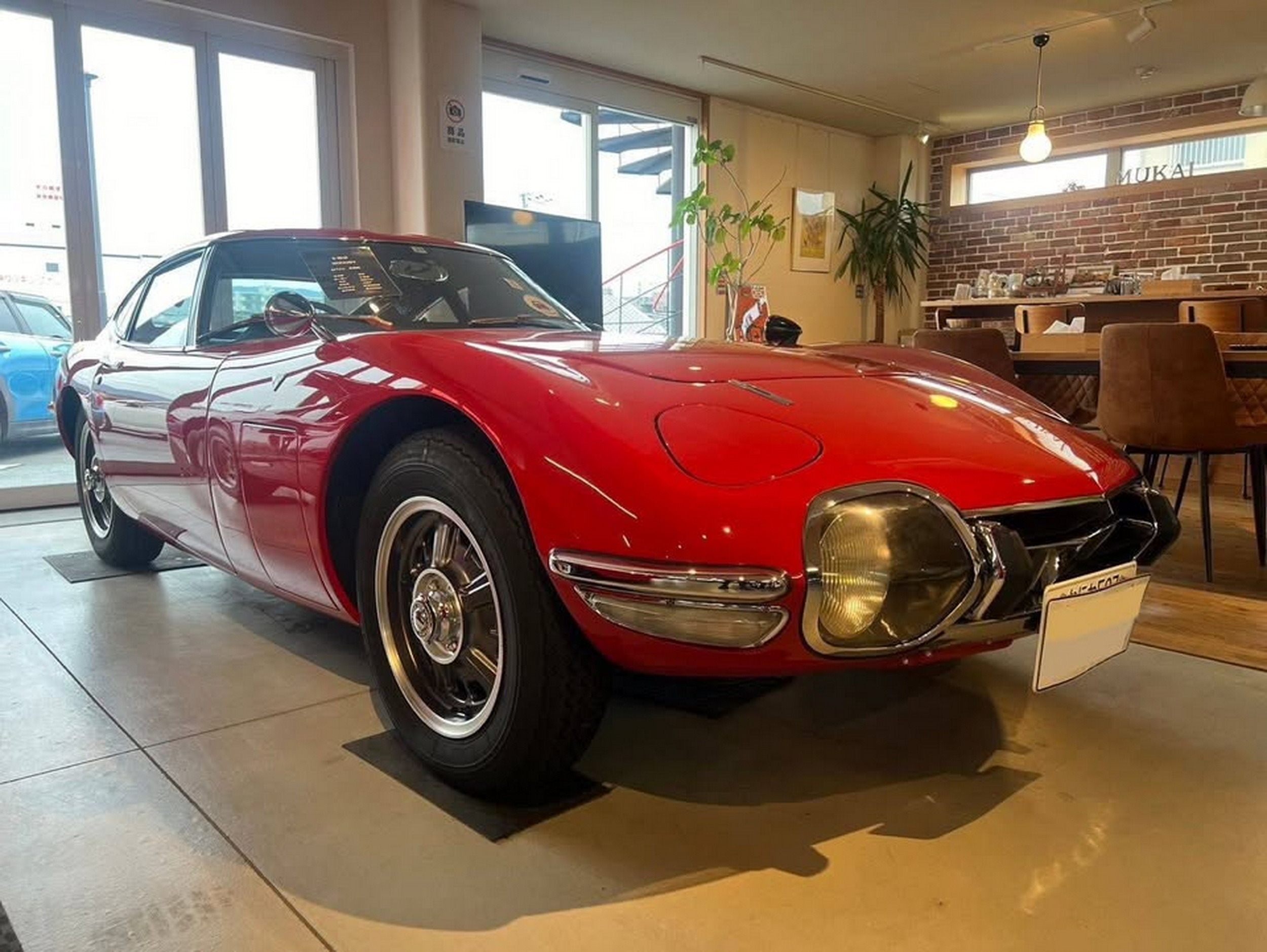 Toyota 2000GT Trio Listing - Facebook (2)