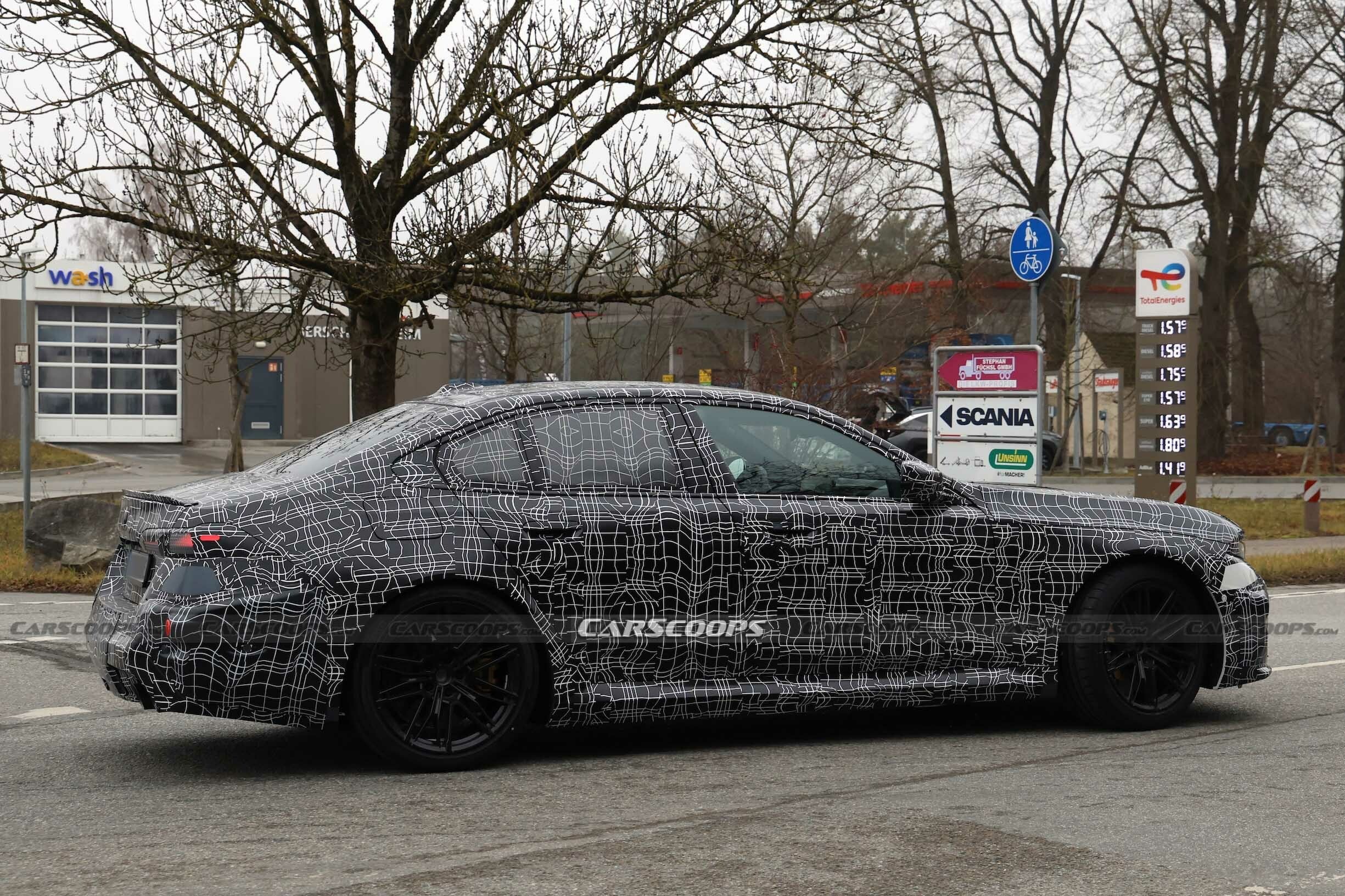 BMW M5 spy shots 00012