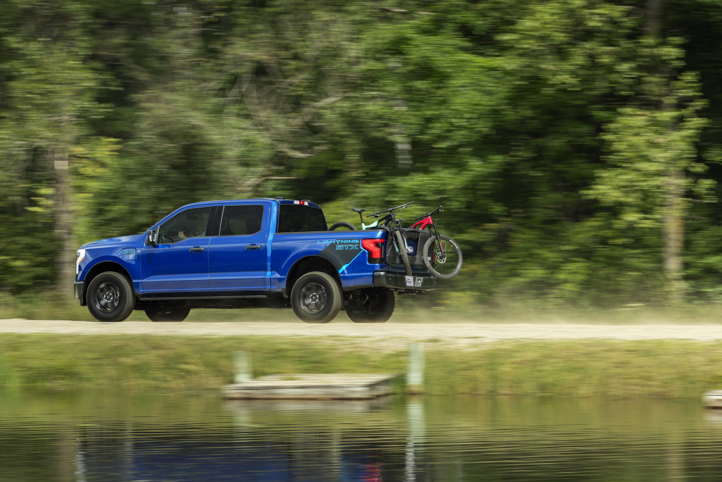 2026 F-150 Lightning STX (17)