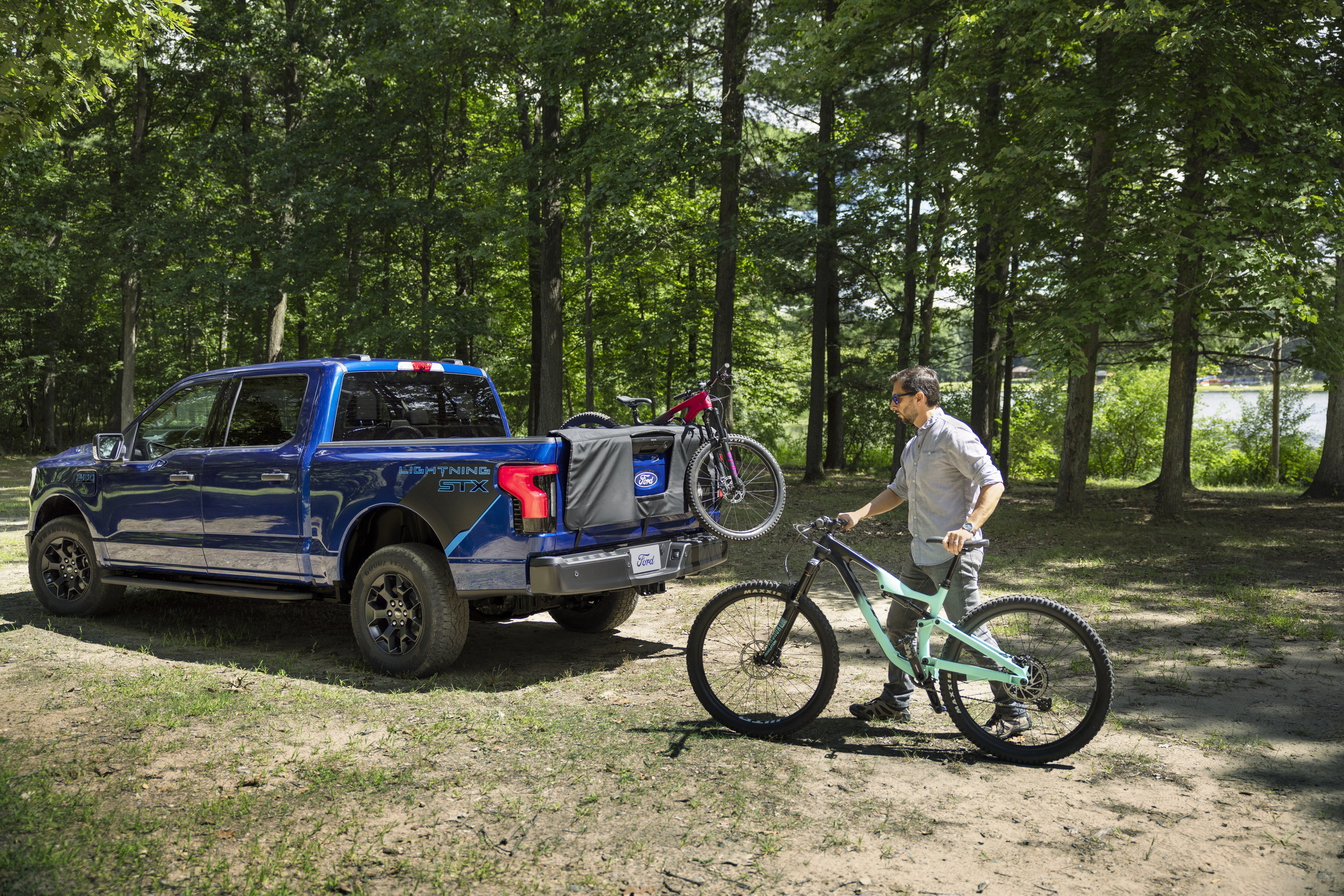 2026 F-150 Lightning STX (18)