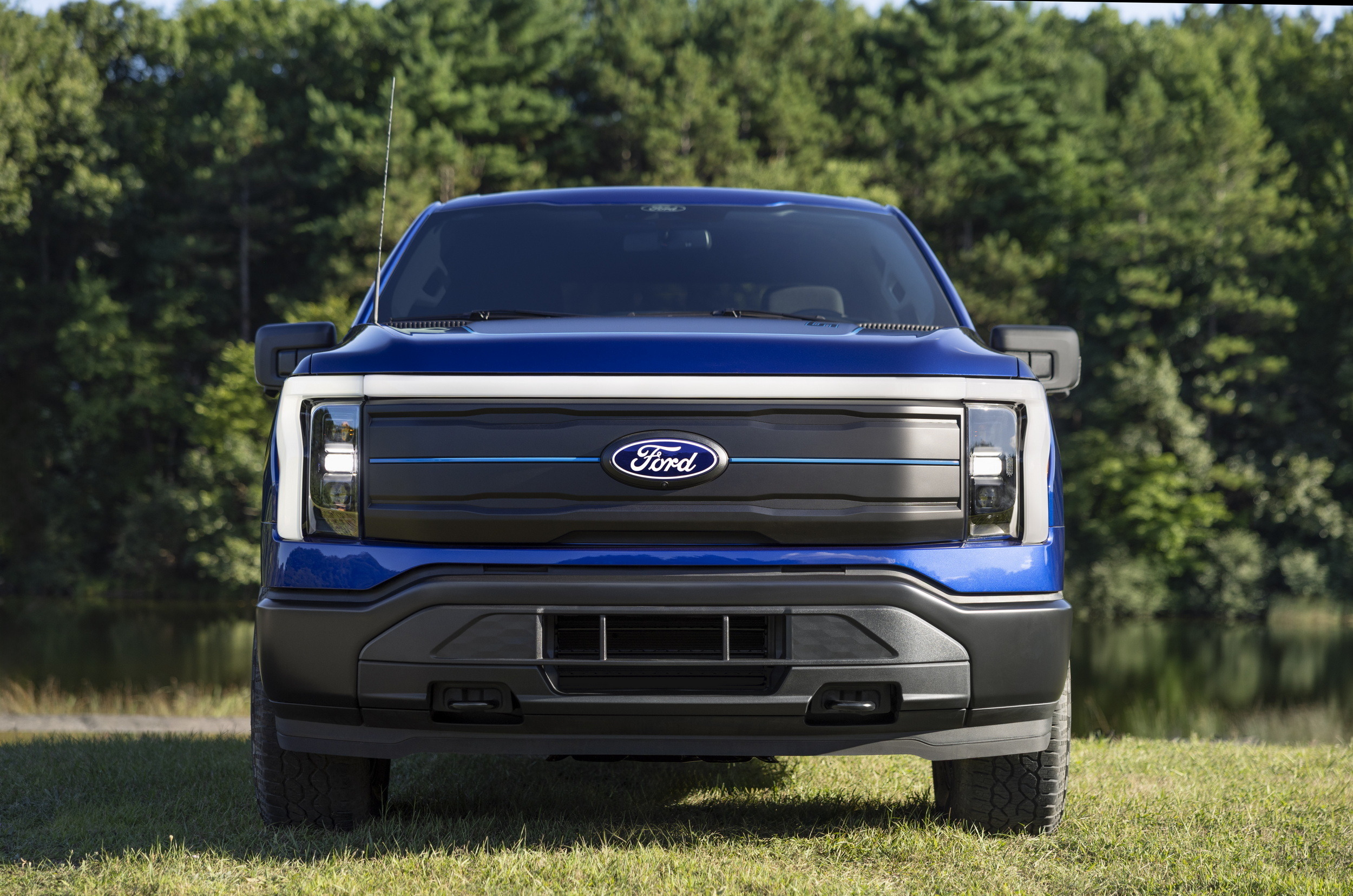 2026 F-150 Lightning STX (4)