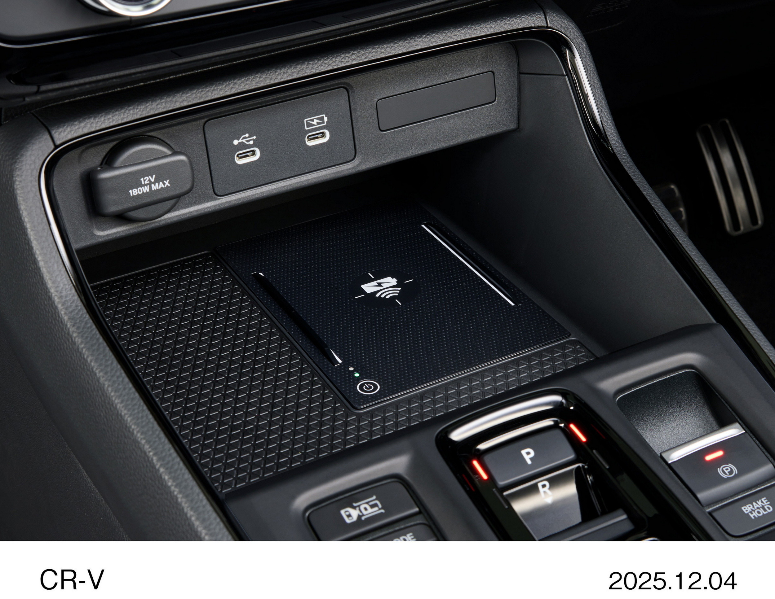 Honda CR-V eHEV RS Black Edition - Japan (12)