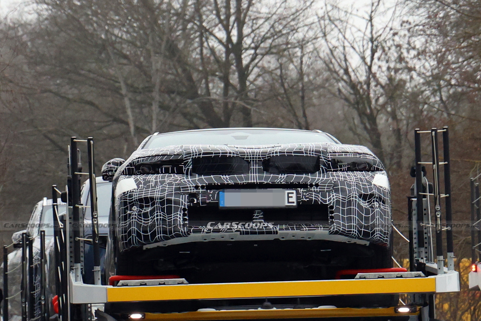 BMW 5-Series Touring Scoop - 1
