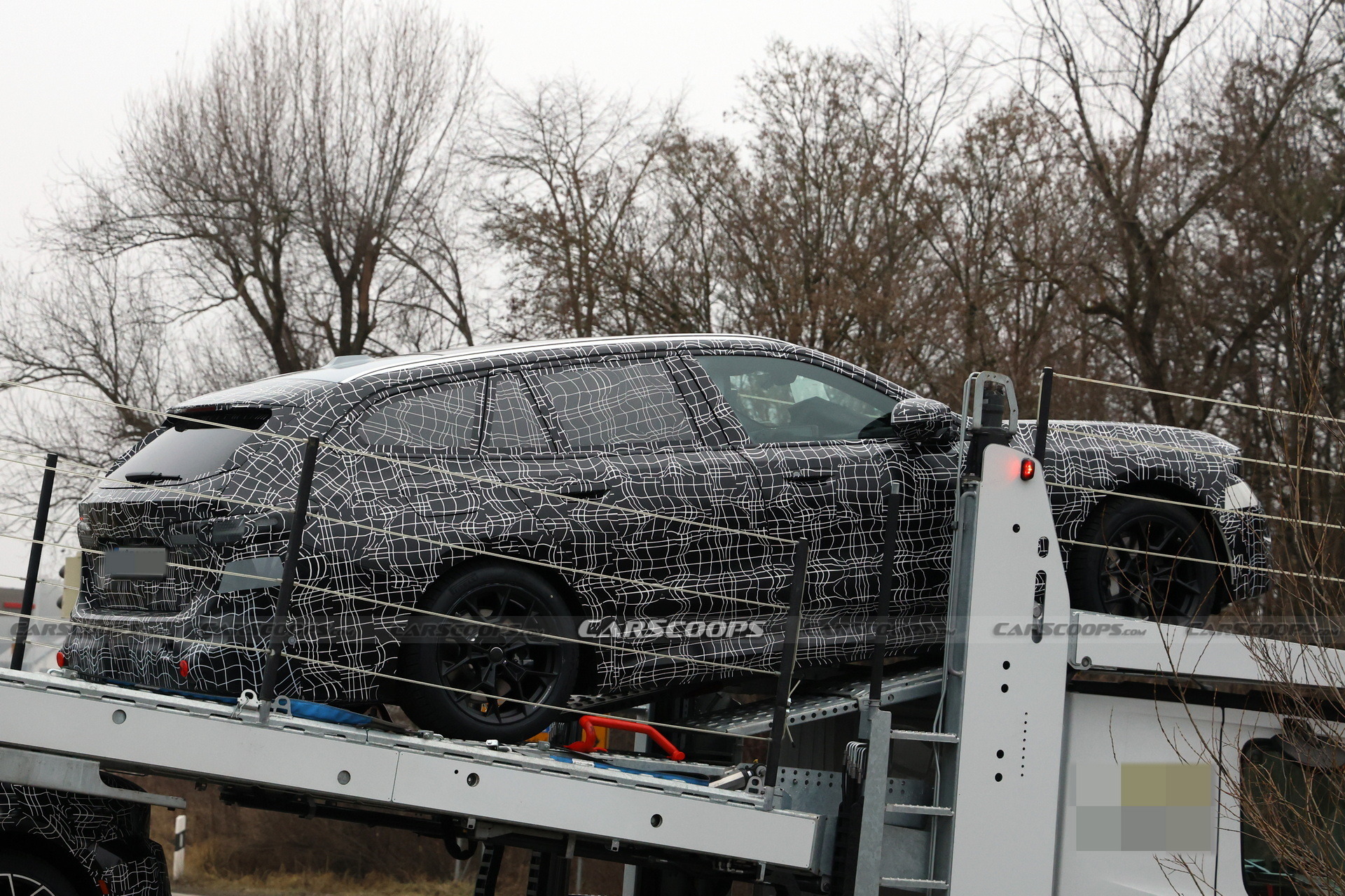 BMW 5-Series Touring Scoop - 10