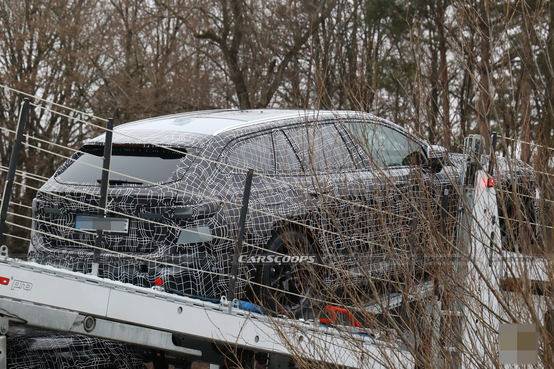 BMW 5-Series Touring Scoop - 13