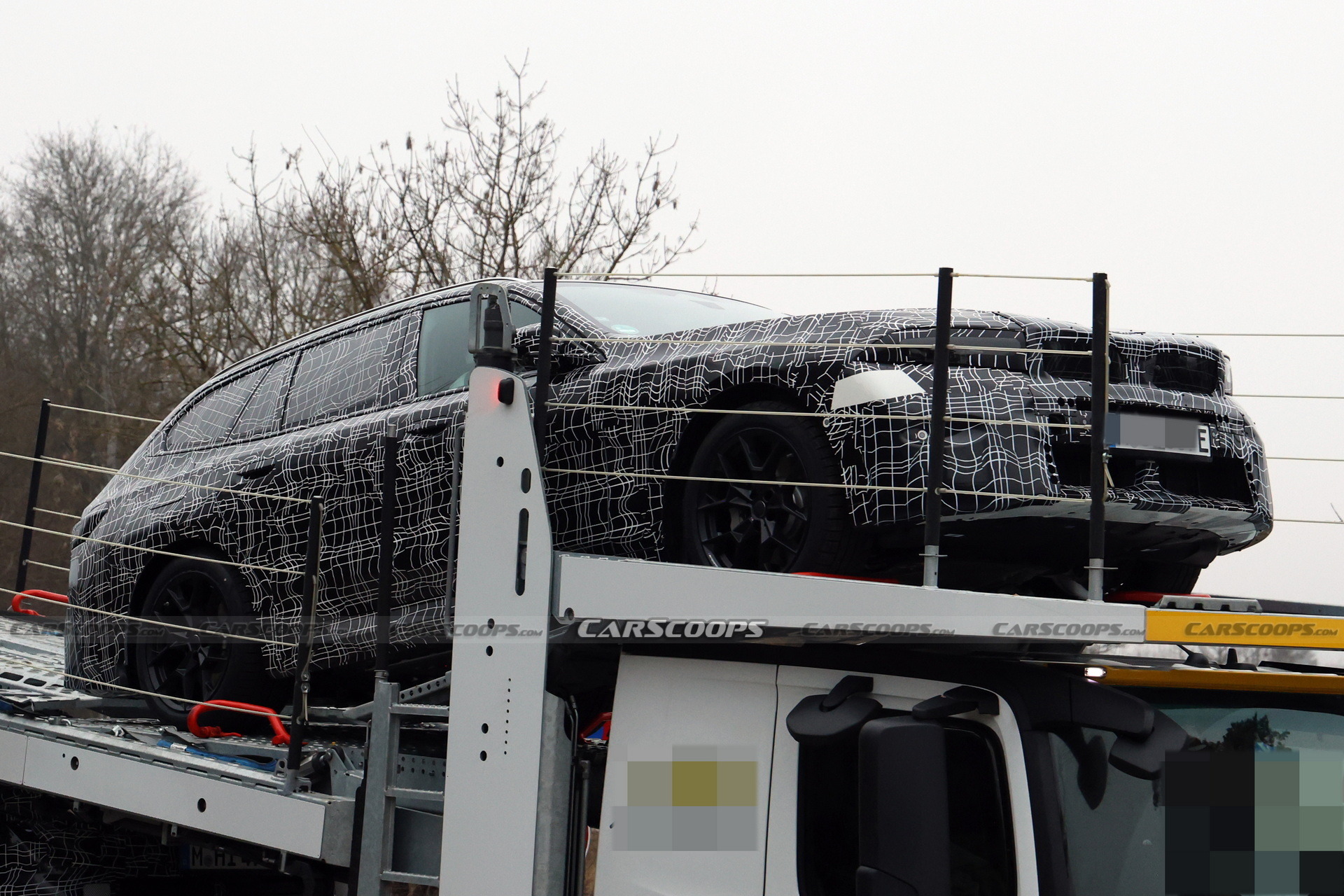 BMW 5-Series Touring Scoop - 5